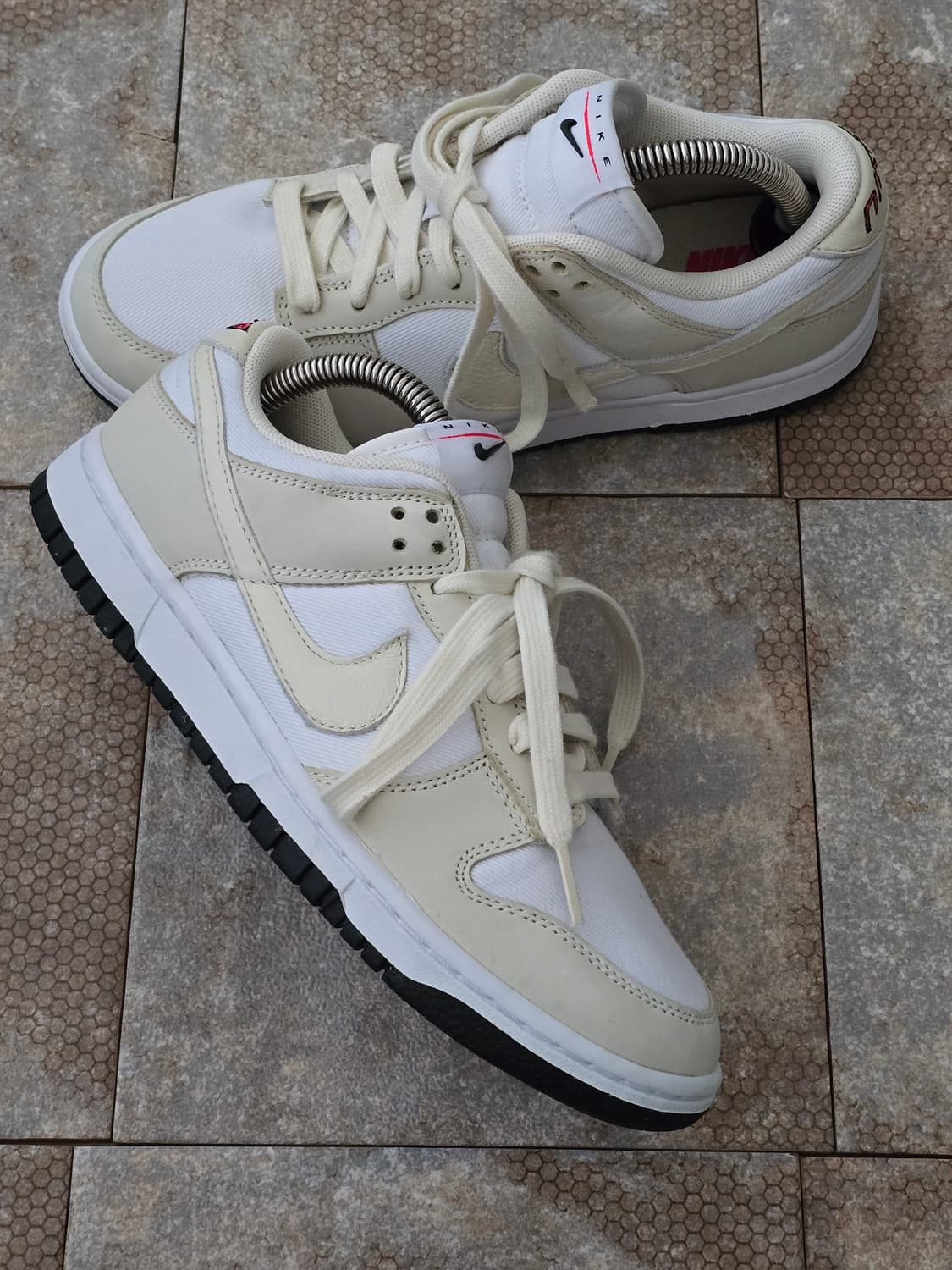 (240)나이키 덩크 로우 lx 코코넛 밀크 스니커즈 상품이미지7