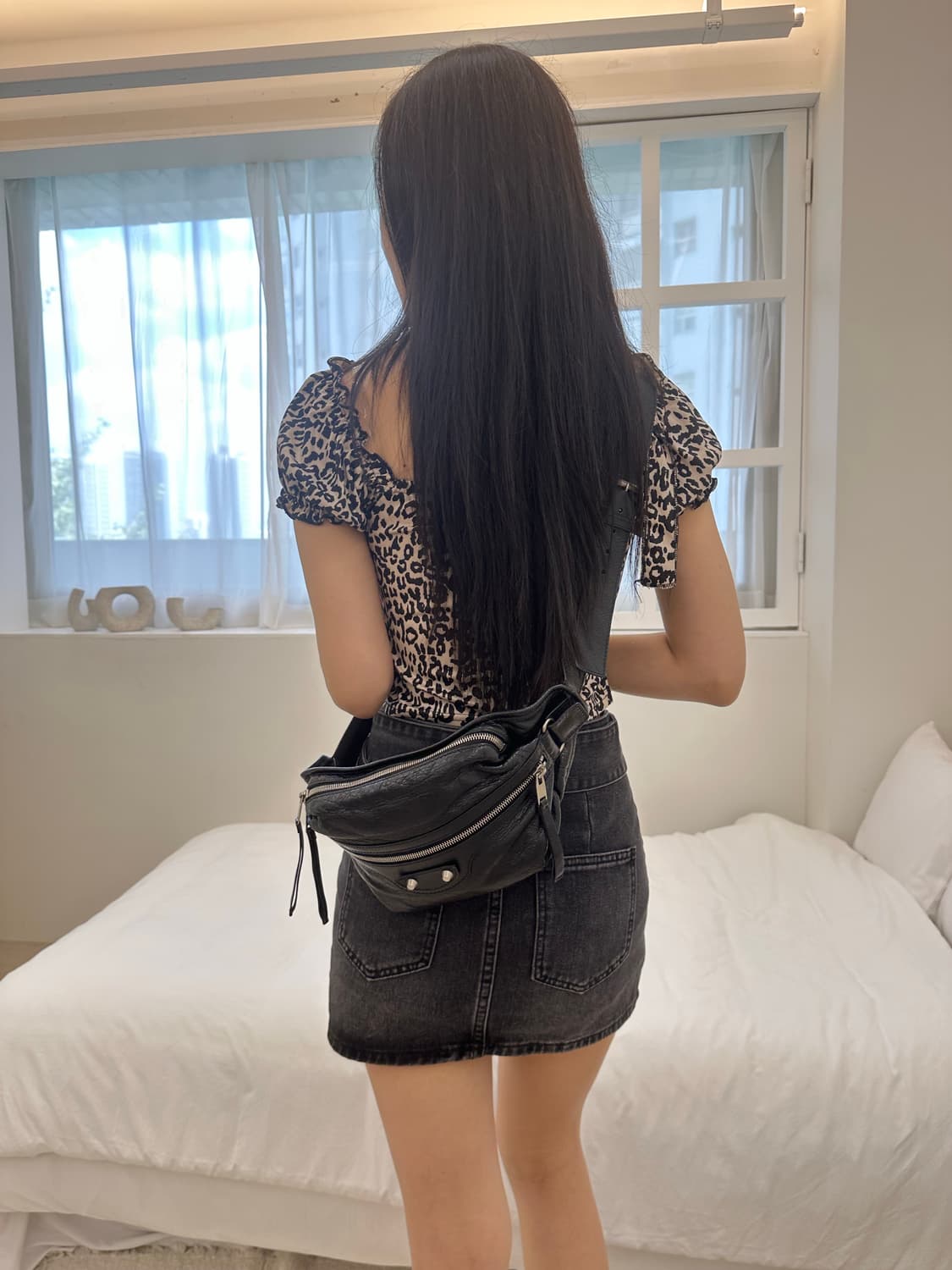 [A+ 정품] 발렌시아가 모터 슬링 크로스백 상품이미지9