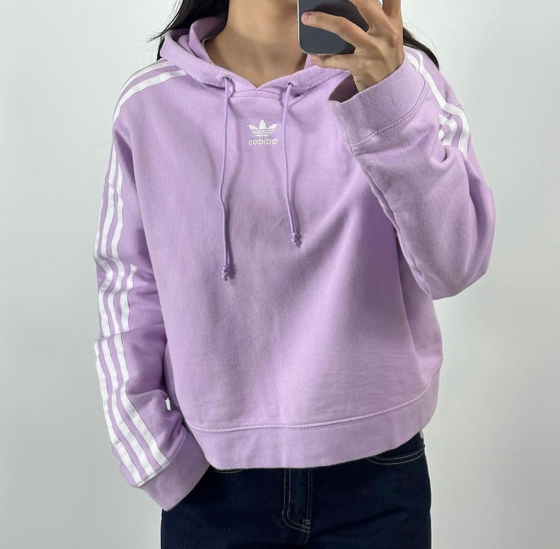 아디다스 크롭 후드티 상품이미지3