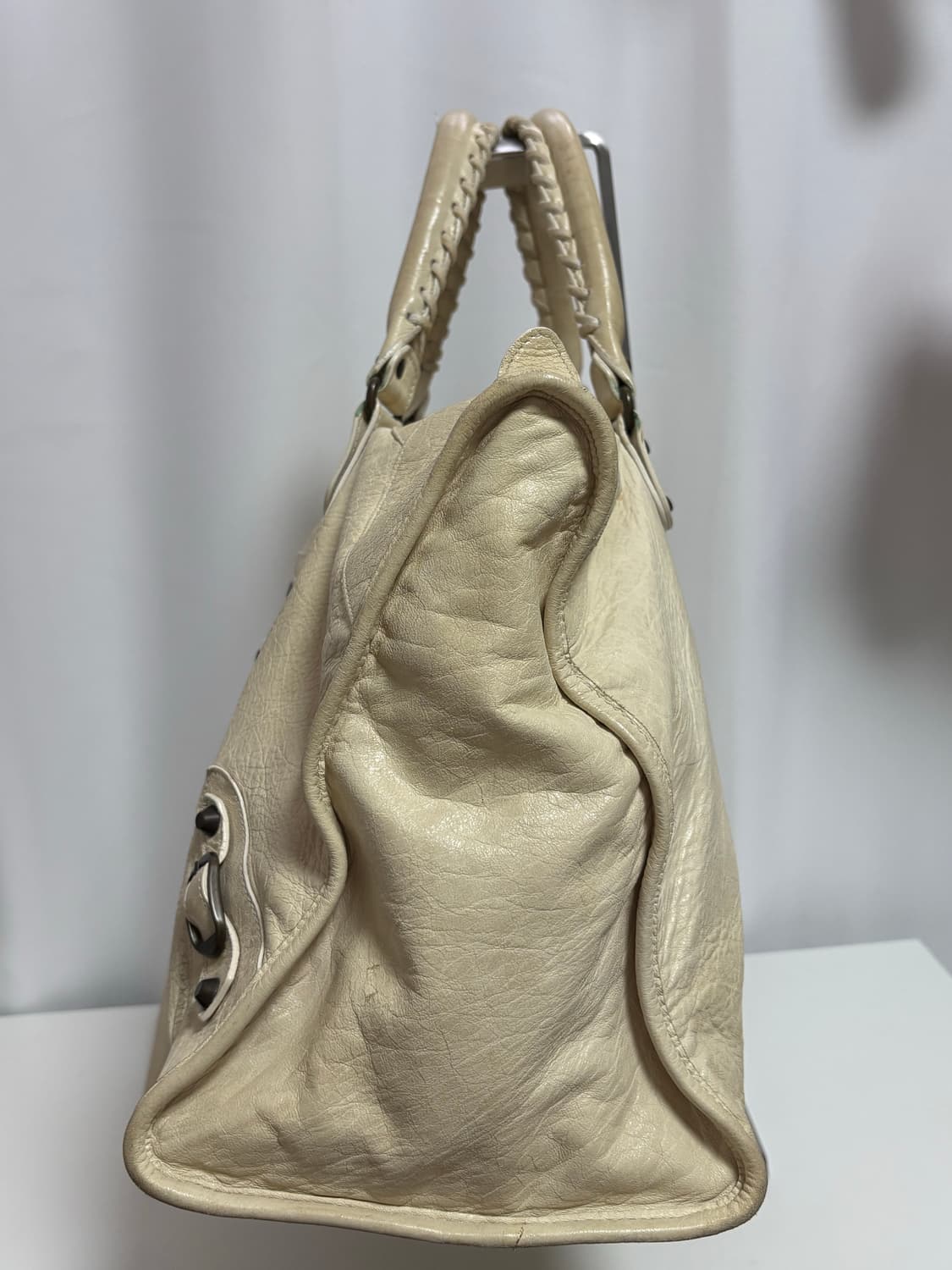 발렌시아가 워크 모터백 아이보리 상품이미지6