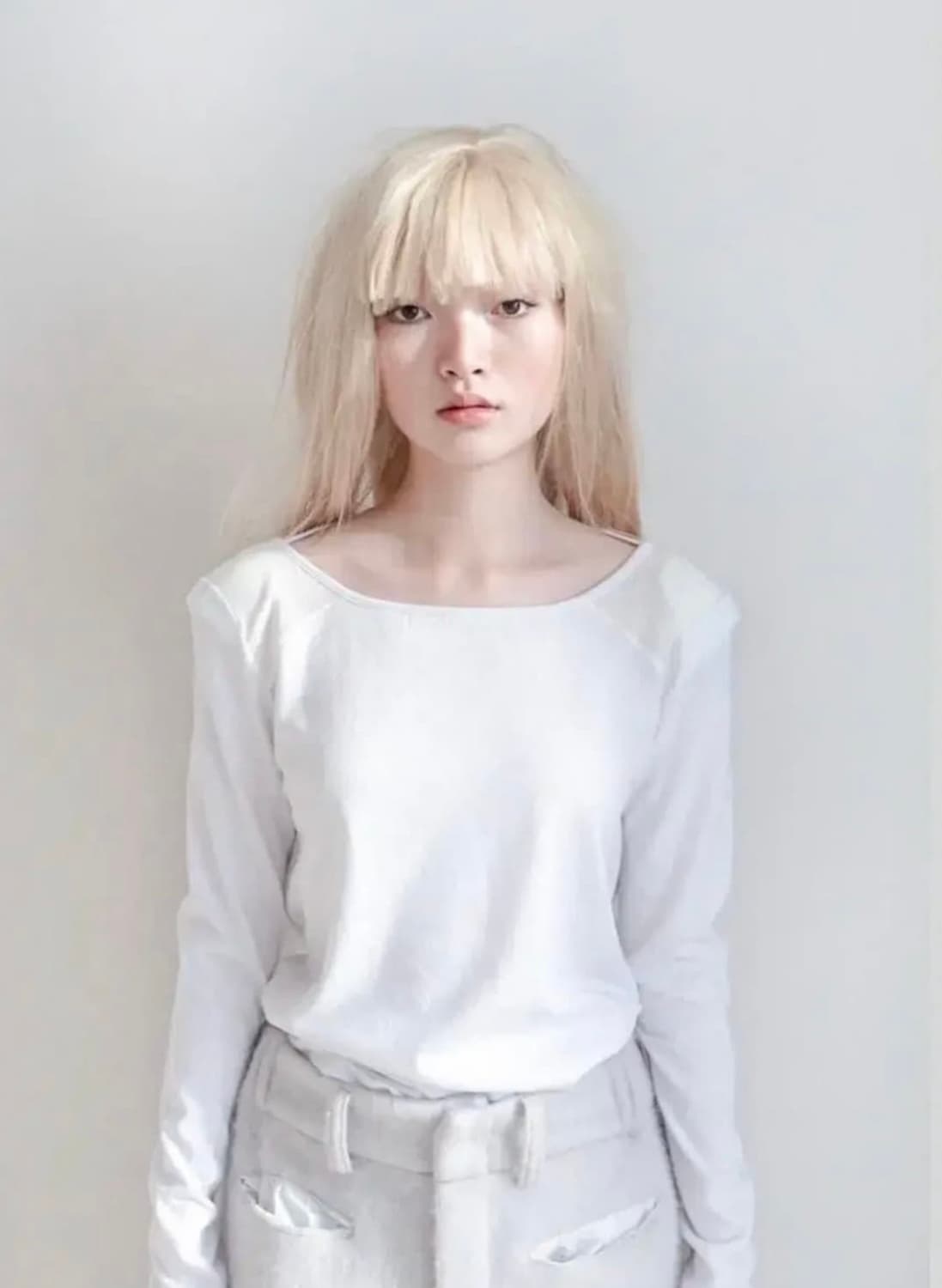 샵페어리 숄더 패드 컬러링 탑 (아이보리) 상품이미지1