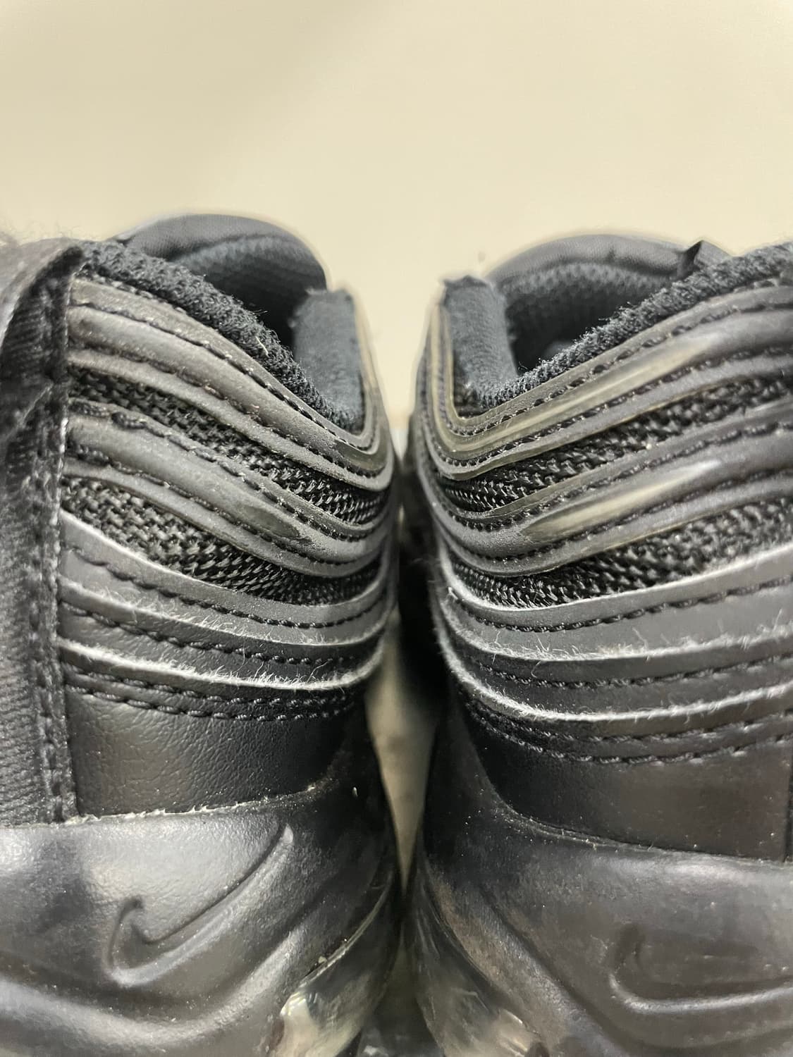 나이키 에어맥스 97 트리플 블랙 250 상품이미지8