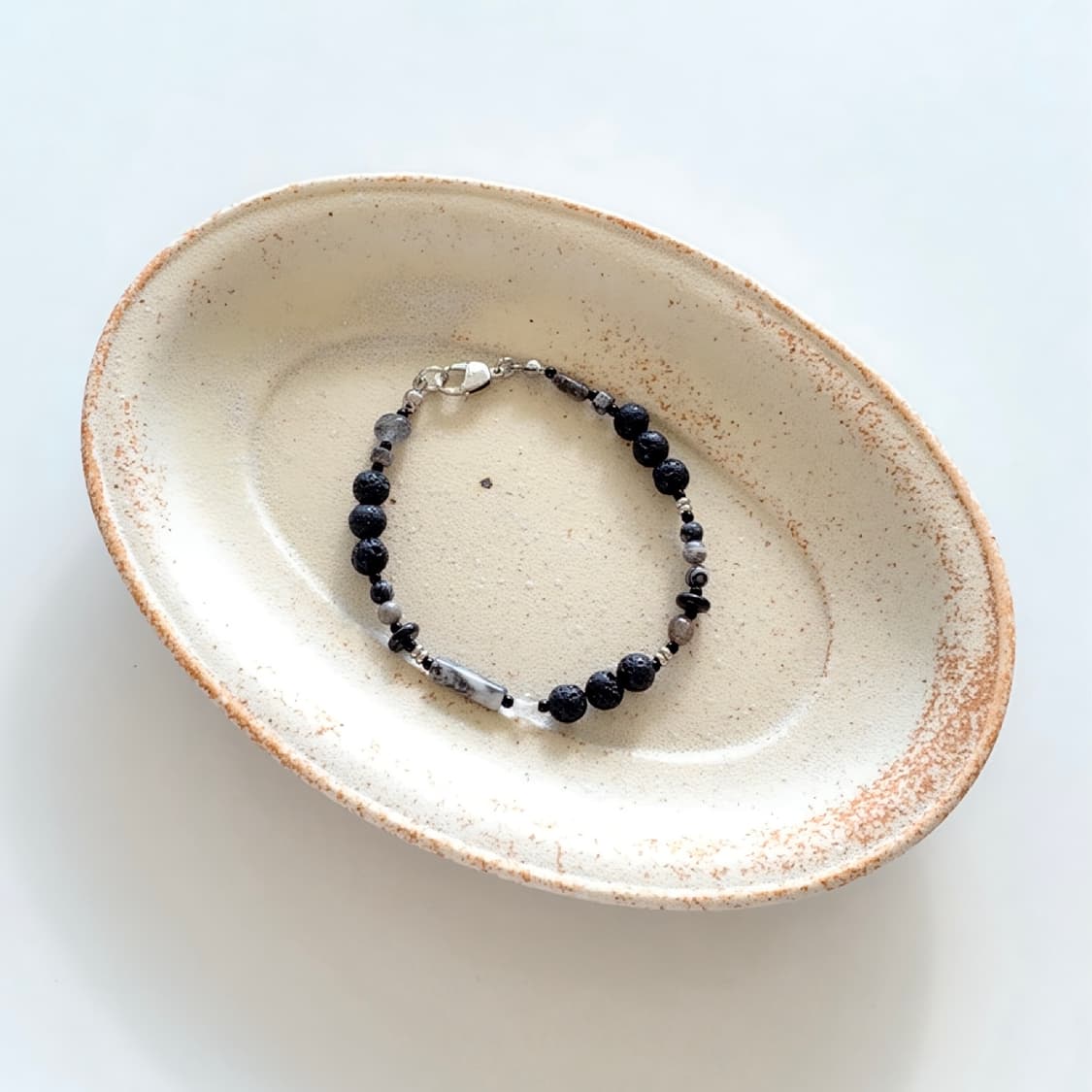 더스키 블랙 원석 팔찌 써지컬스틸  상품이미지2