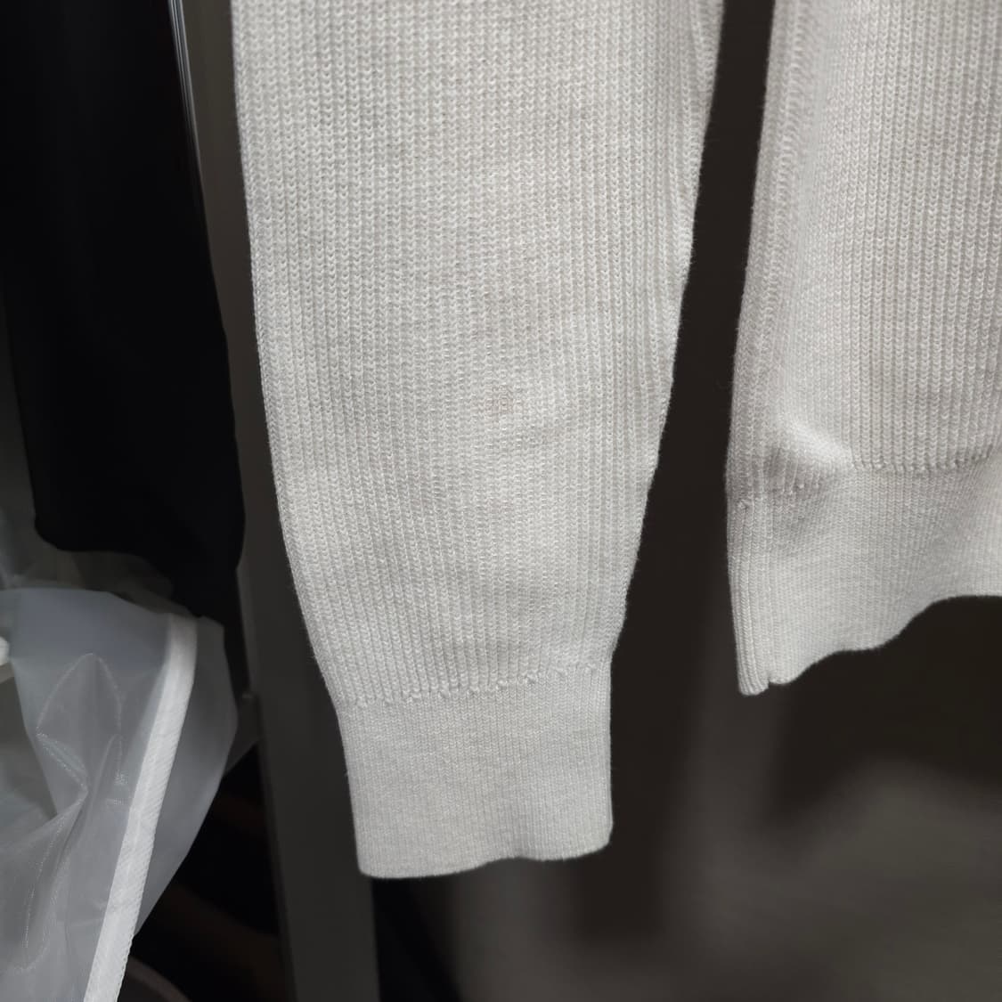 띠어리 Hilbet Crew 니트 - M사이즈(미실착) 상품이미지4