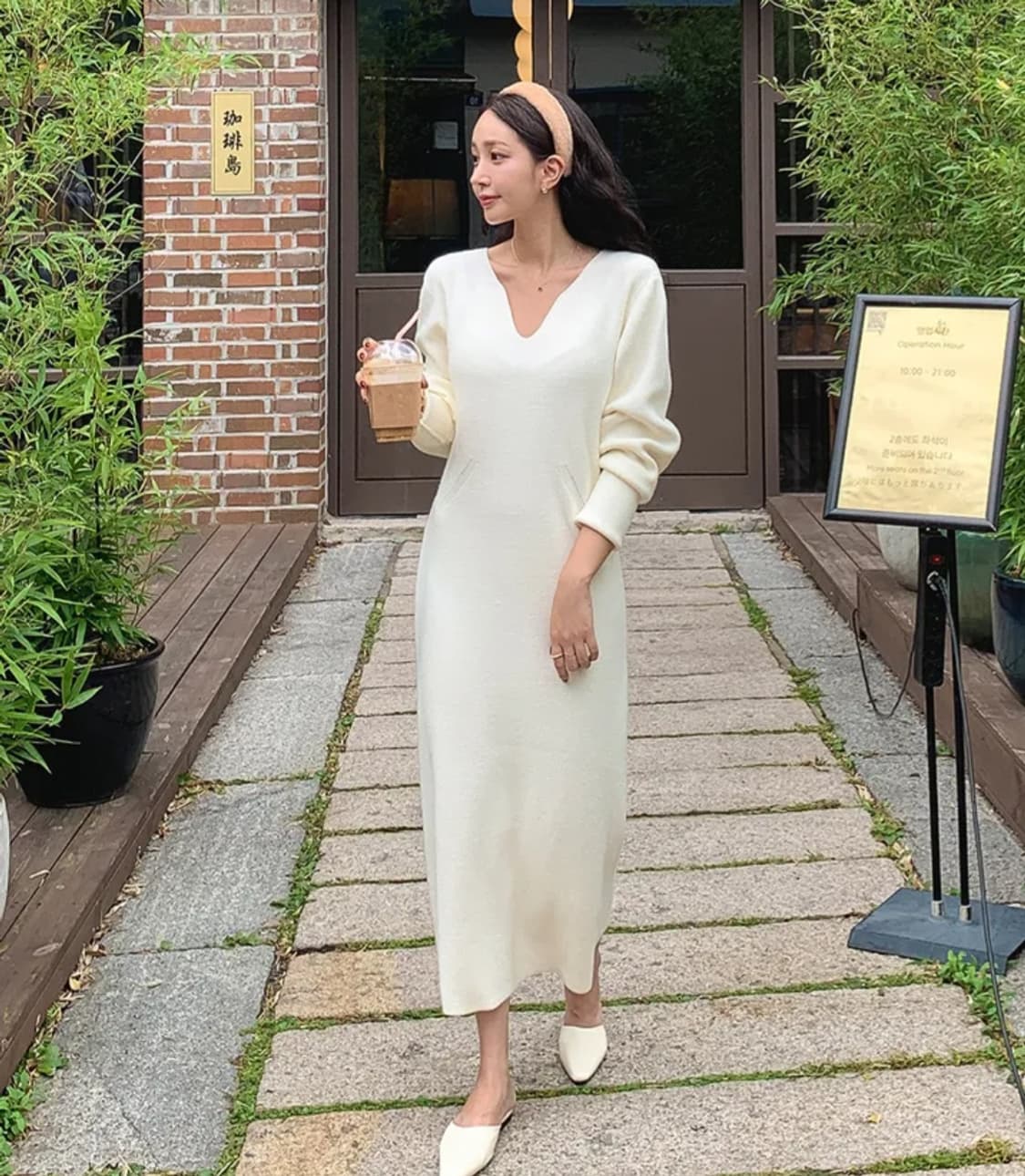 브이넥 니트 롱 원피스 상품이미지1