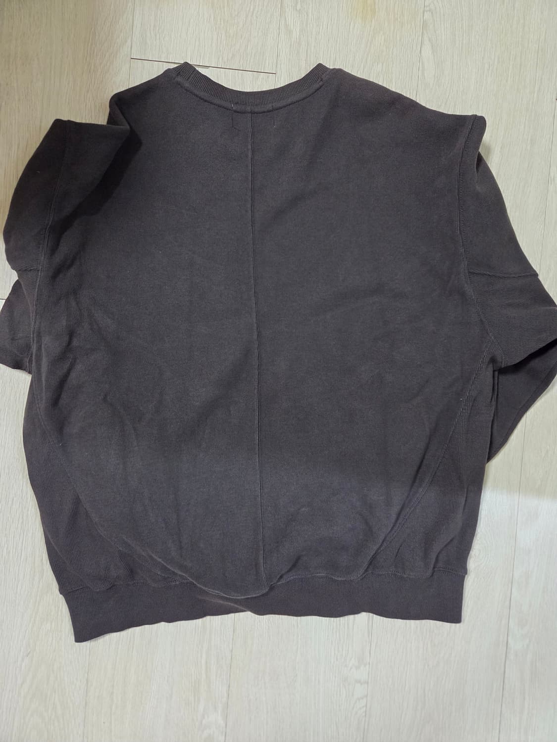 2장)커스텀멜로우 맨투맨 판매 상품이미지2