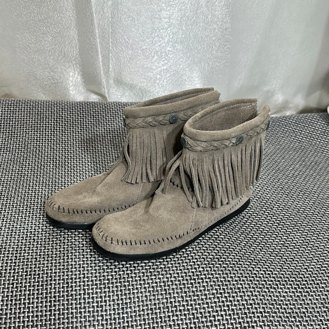 MINNETONKA 부츠 베이지 상품이미지2