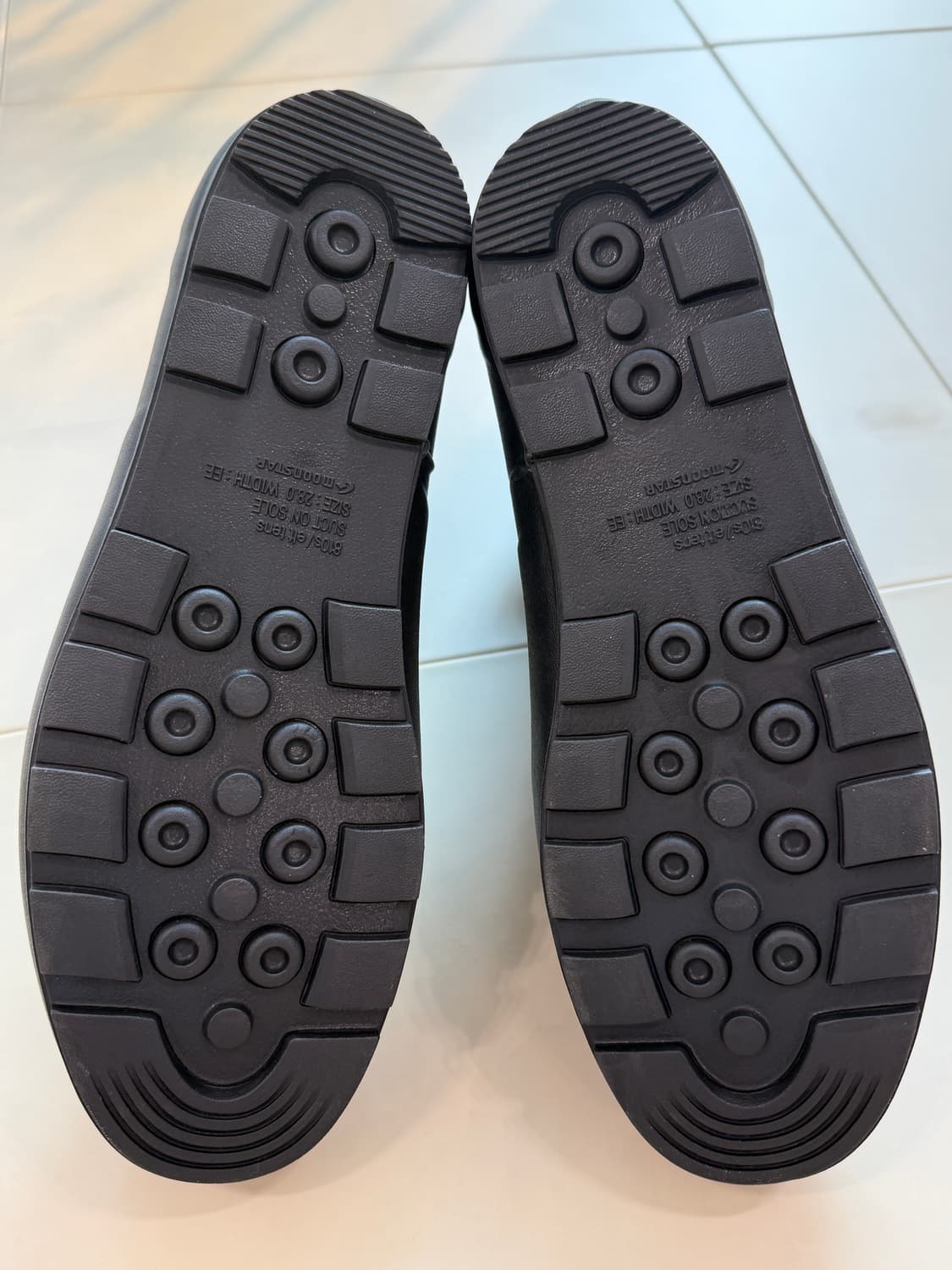 문스타 810s 마르케모디 레인부츠 차콜 280사이즈 상품이미지6