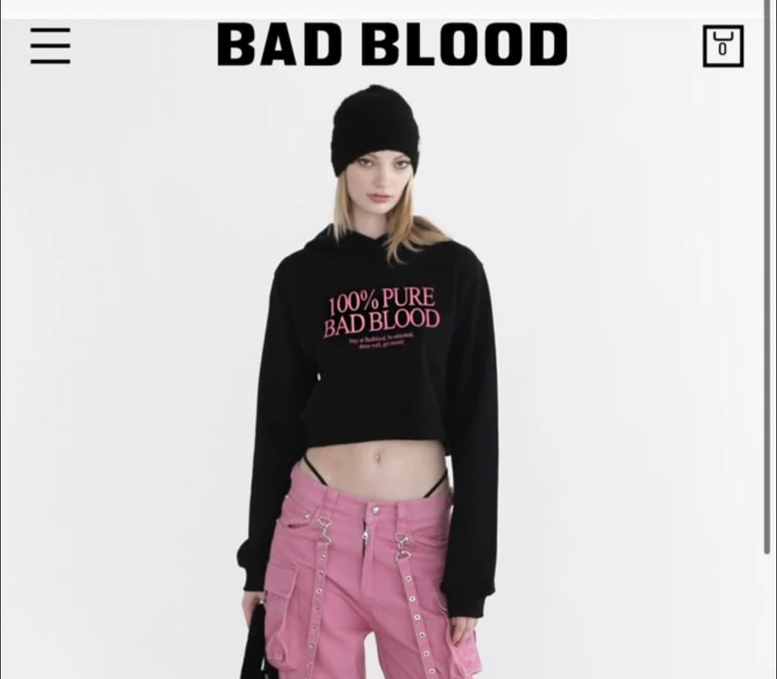 배드블러드 크롭후드 상품이미지1