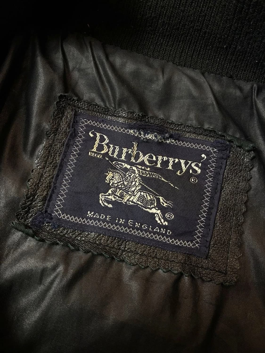 버버리 00's Y2K 하이넥 가죽 배색 퀼팅 자켓 PN6858 상품이미지9