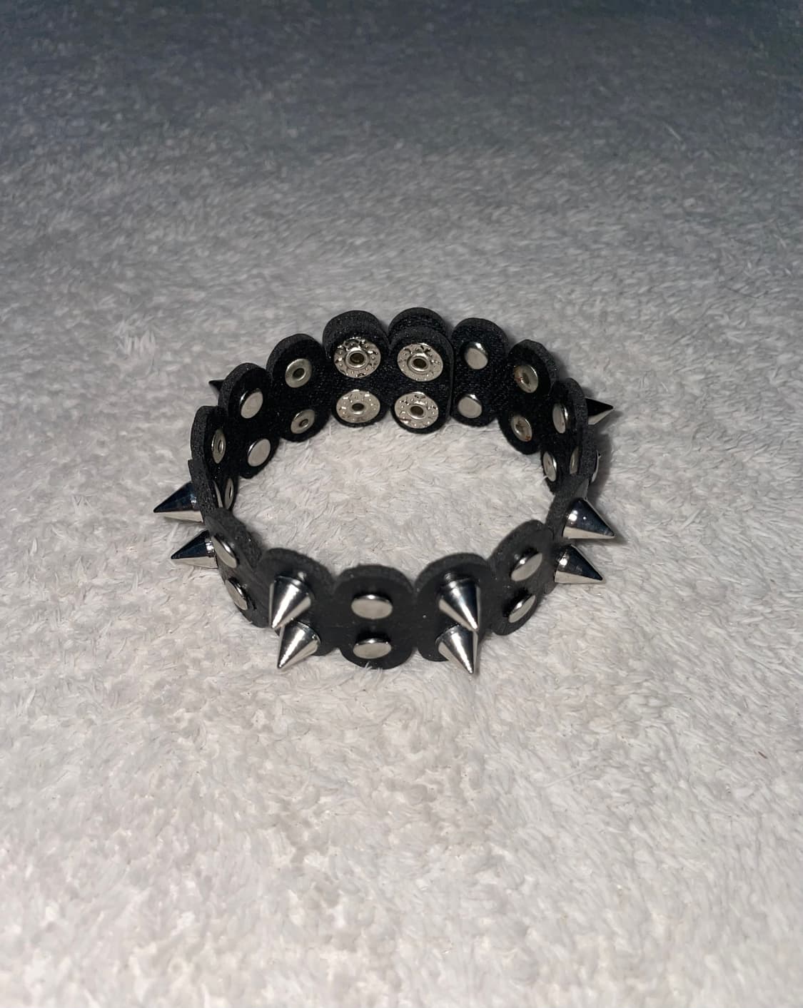 black studs leather bracelet 상품이미지1