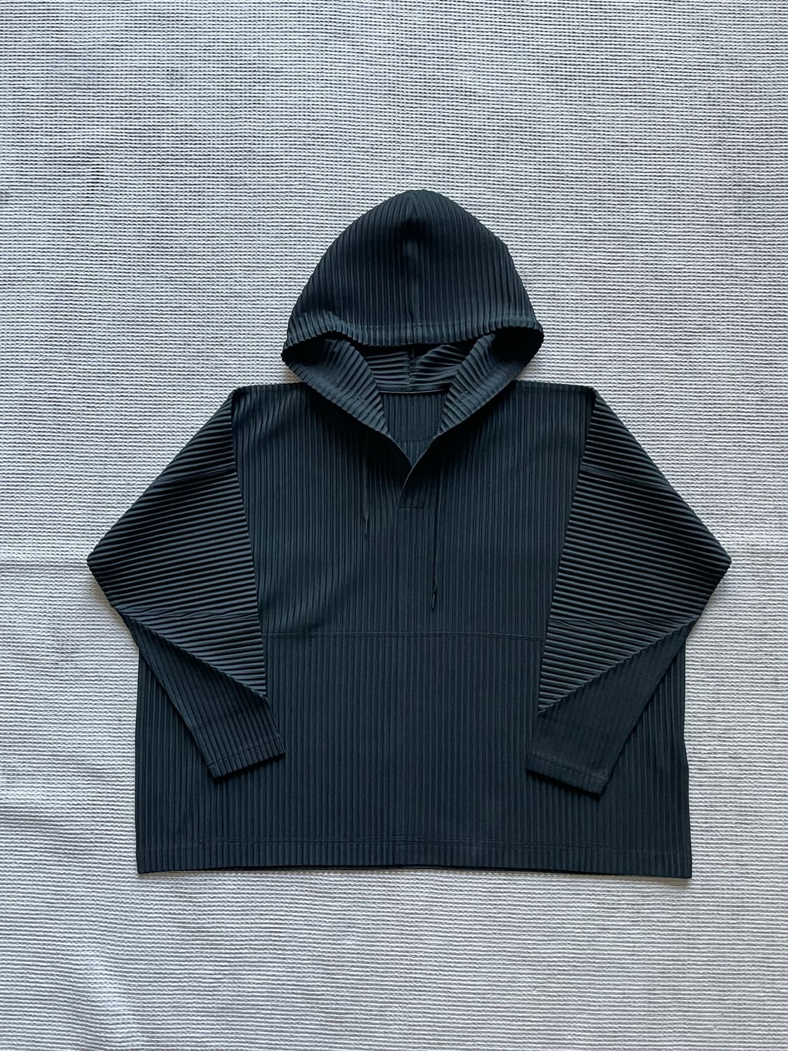 이세이미야케 옴므플리셰 후드티 상품이미지1