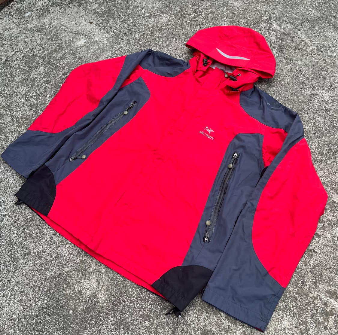 ARCTERYX JACKET RED 상품이미지2
