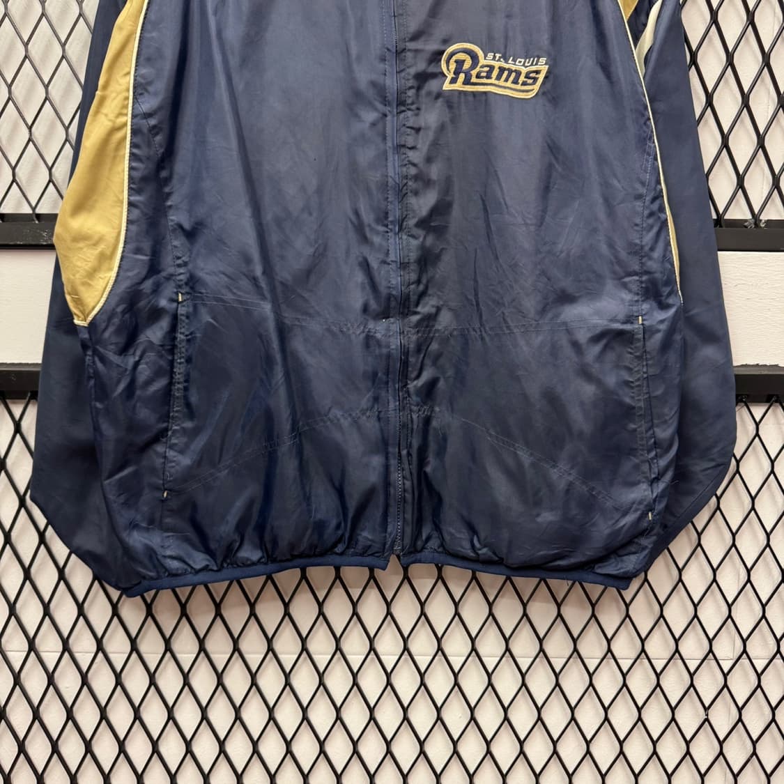 NFL X 세인트루이스 램스 나일론 점퍼 트랙자켓 네이비 골드 배색 상품이미지4