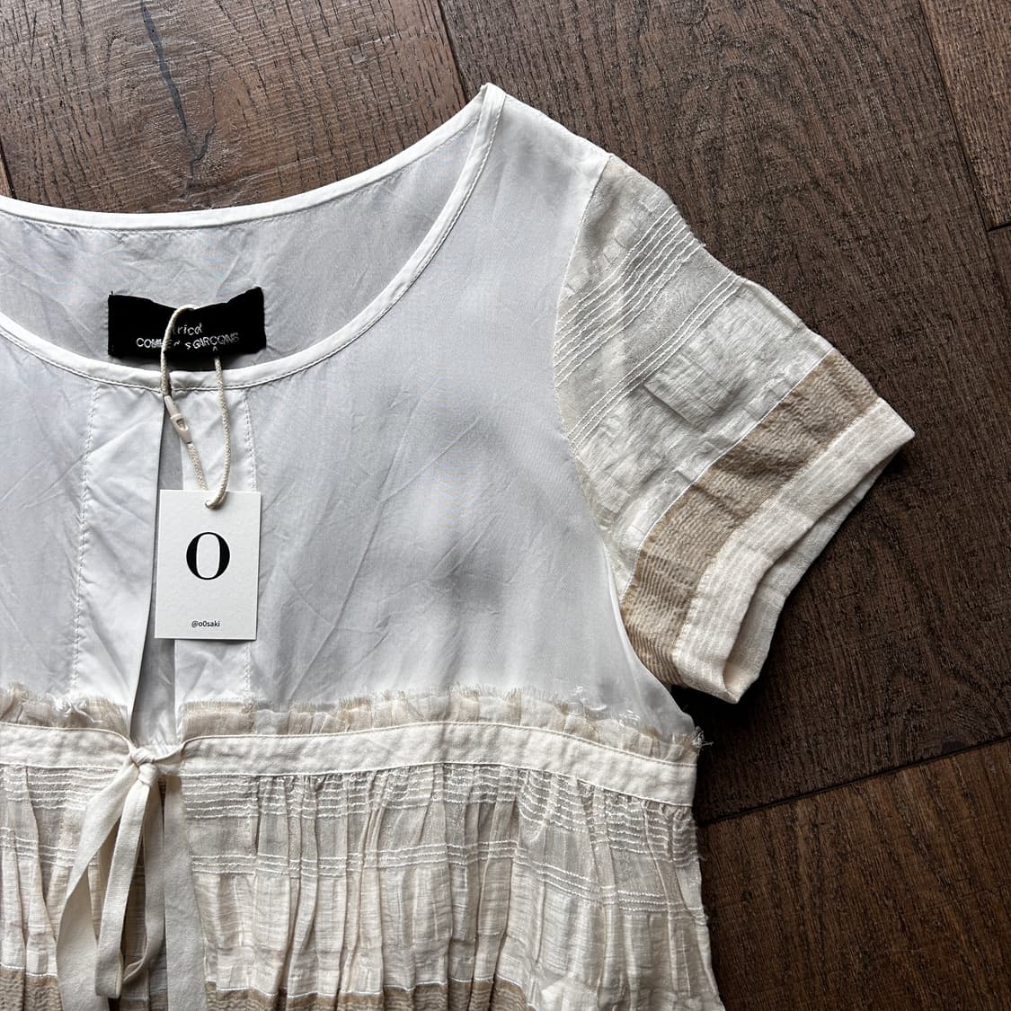 Shirring Docking Ribbon Blouse 상품이미지3