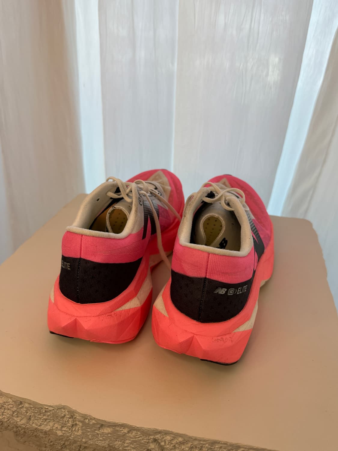 뉴발란스런닝화 엘리트카본화 260 상품이미지6