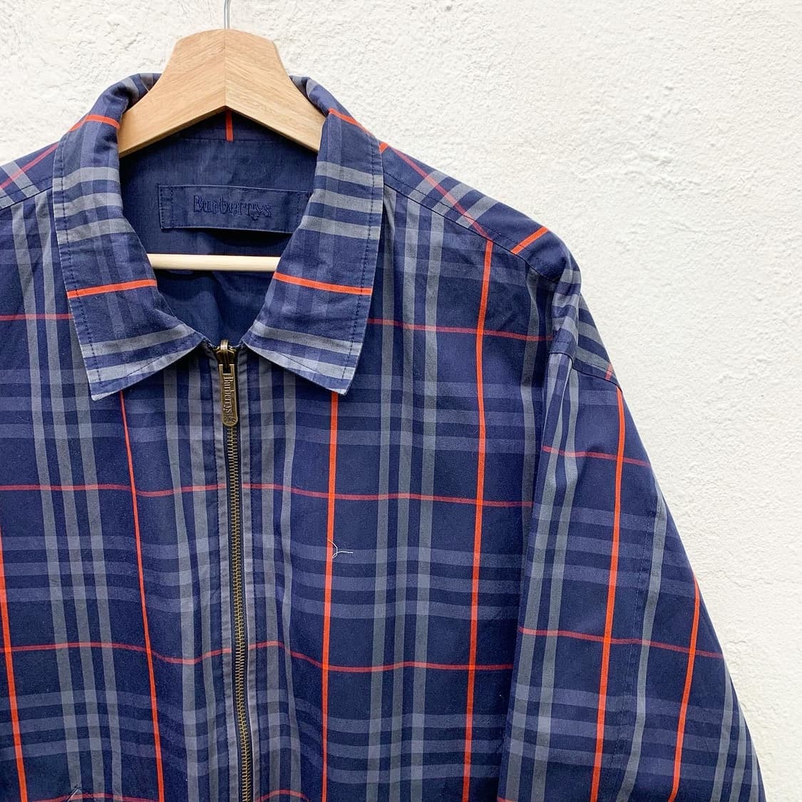 버버리 네이비 노바체크 리버시블 봄버 자켓 상품이미지3