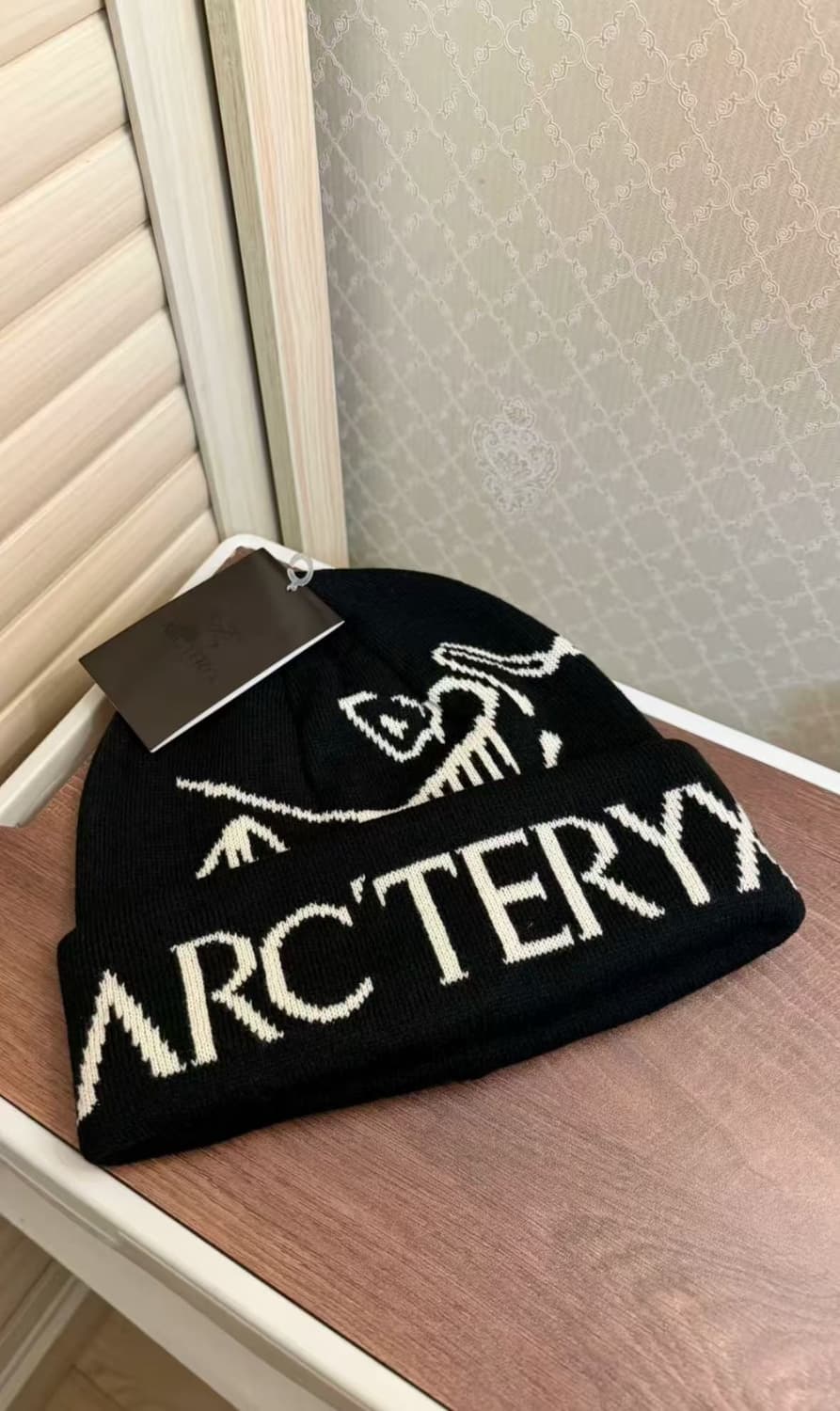 니트 비니와 함께 코디하는 것이 유행입니다 상품이미지1