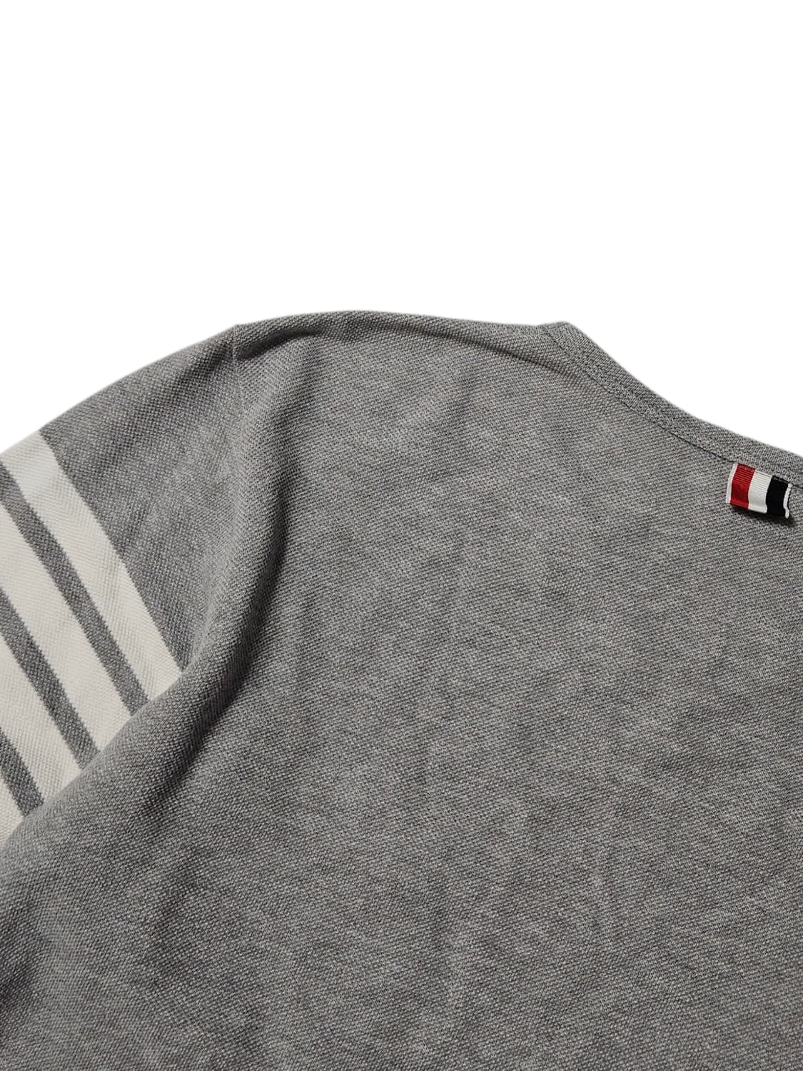 톰브라운 4선 완장 롱슬리브 1 상품이미지3