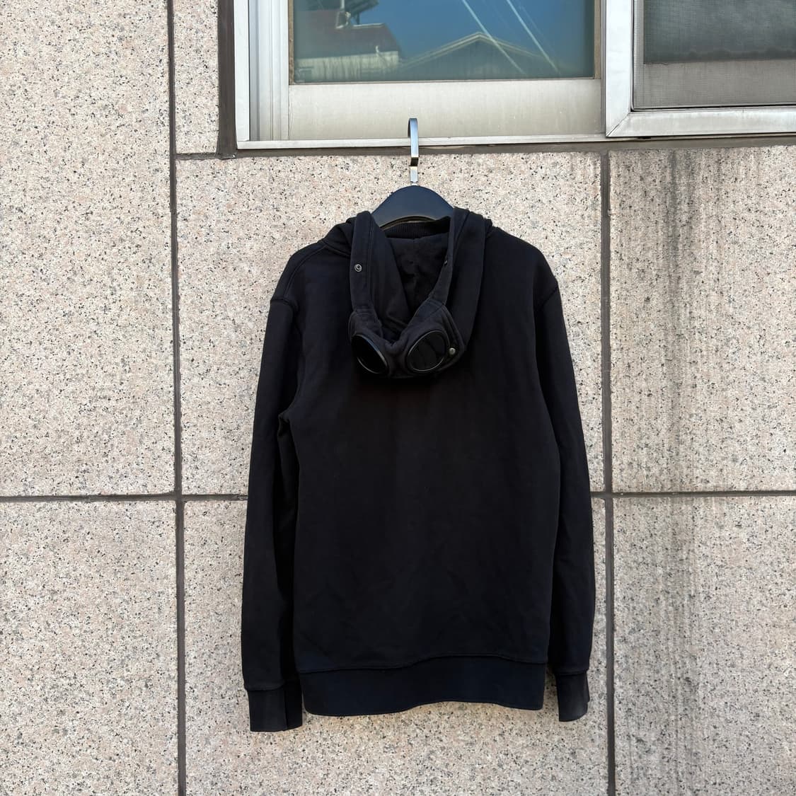 13fw 씨피컴퍼니 고글 후드 집엊 상품이미지4