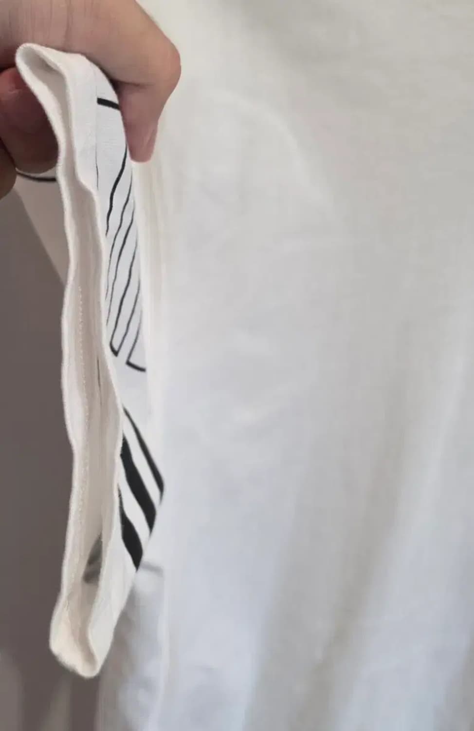 흰색 아디다스 반팔 티셔츠 M 상품이미지2