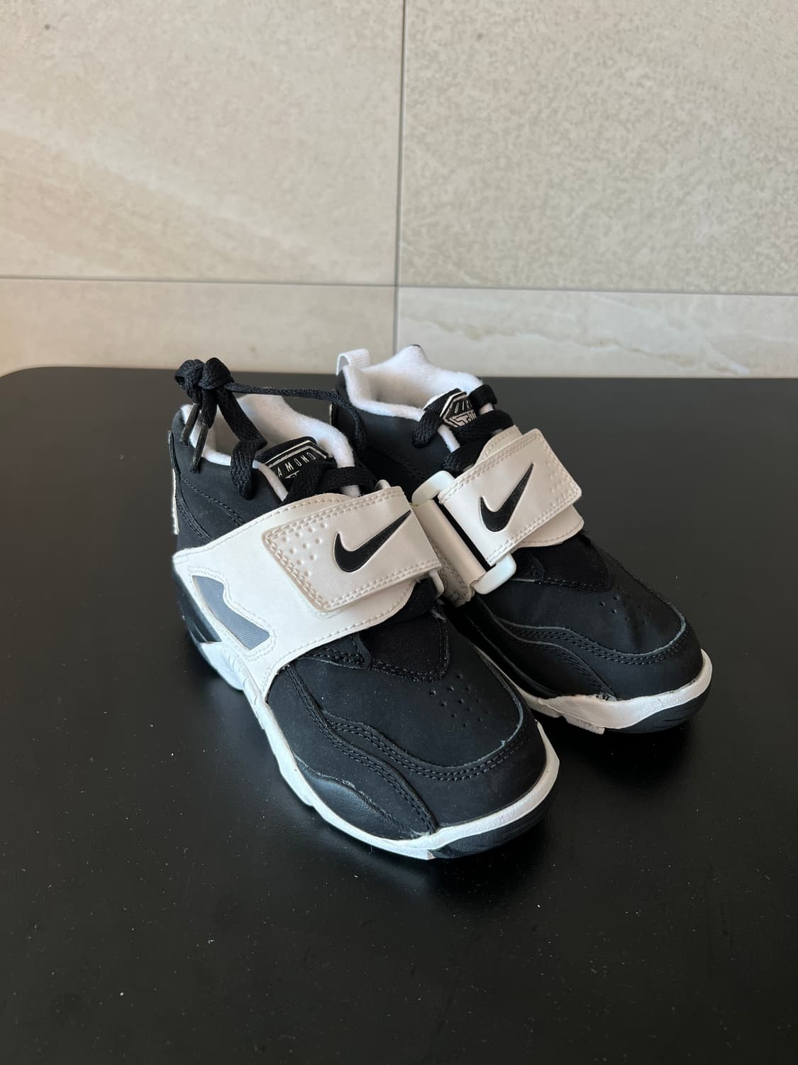 [165mm] 나이키 다이아몬드 터프 2 (블랙/화이트) no 상품이미지1