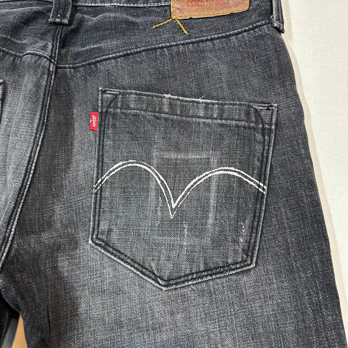 34inch) 리바이스 701 흑청 스트레이트 데님 청바지 상품이미지3