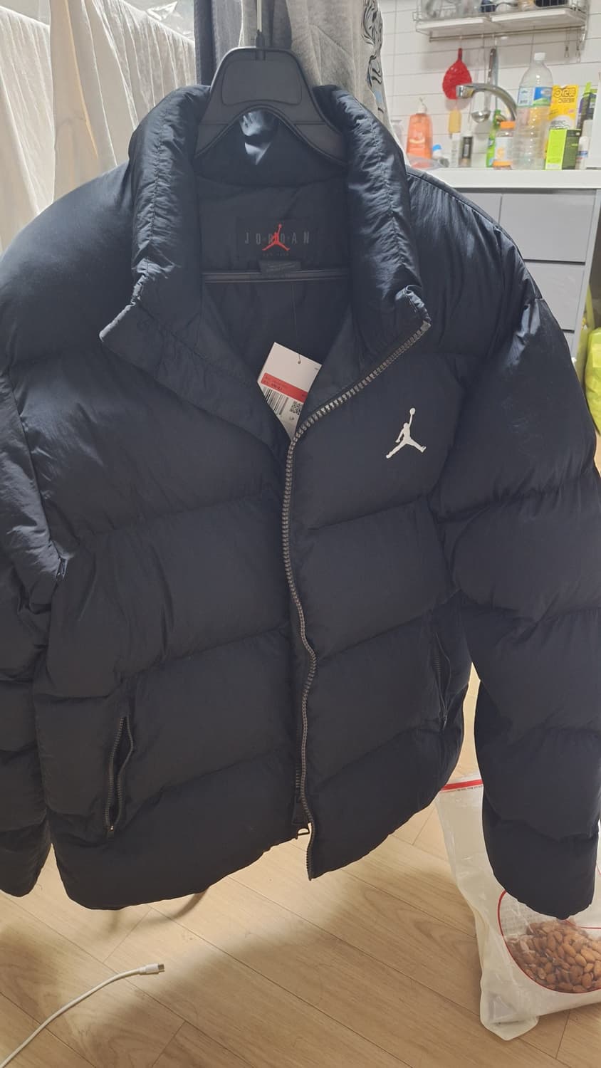 조던 에센셜 푸퍼 패딩 상품이미지1