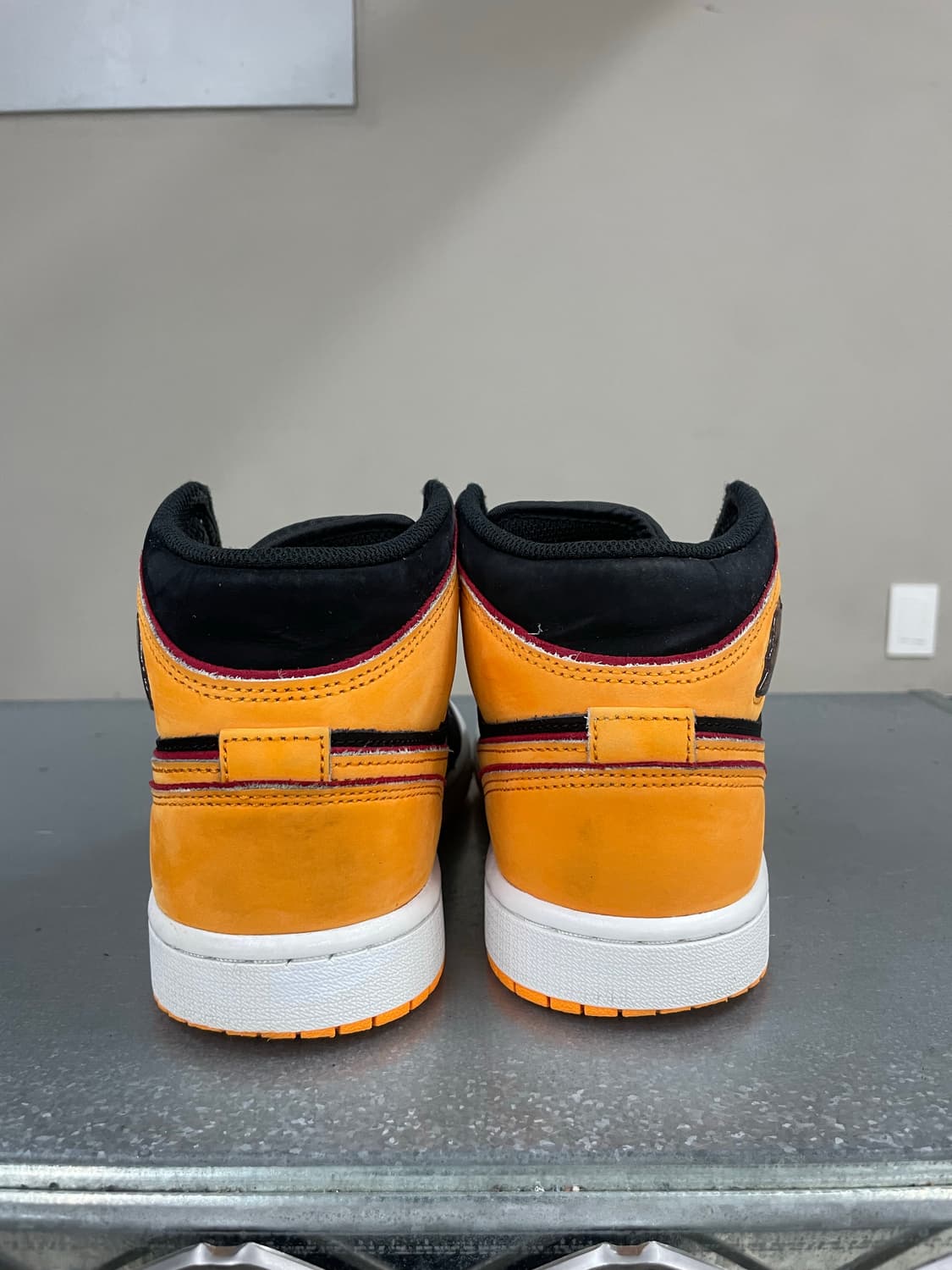 조던 1 미드 SE 250 상품이미지3