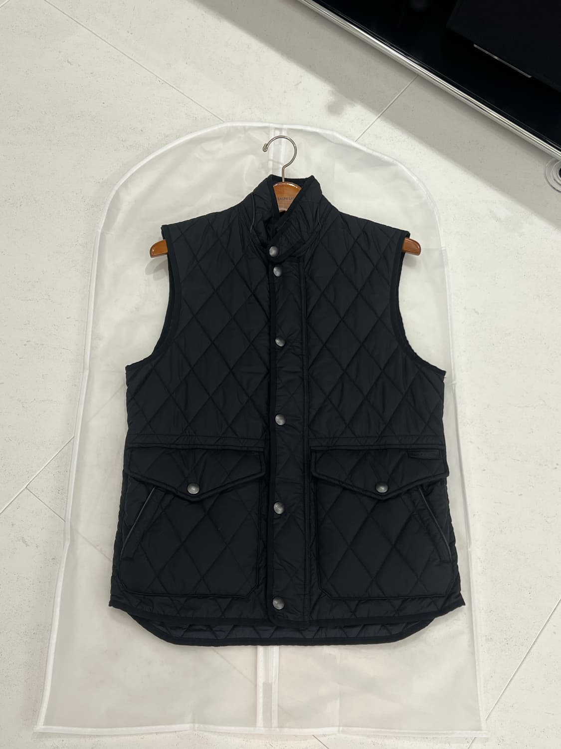 폴로 랄프로렌 퀼팅 베스트 블랙 (S size) 상품이미지3