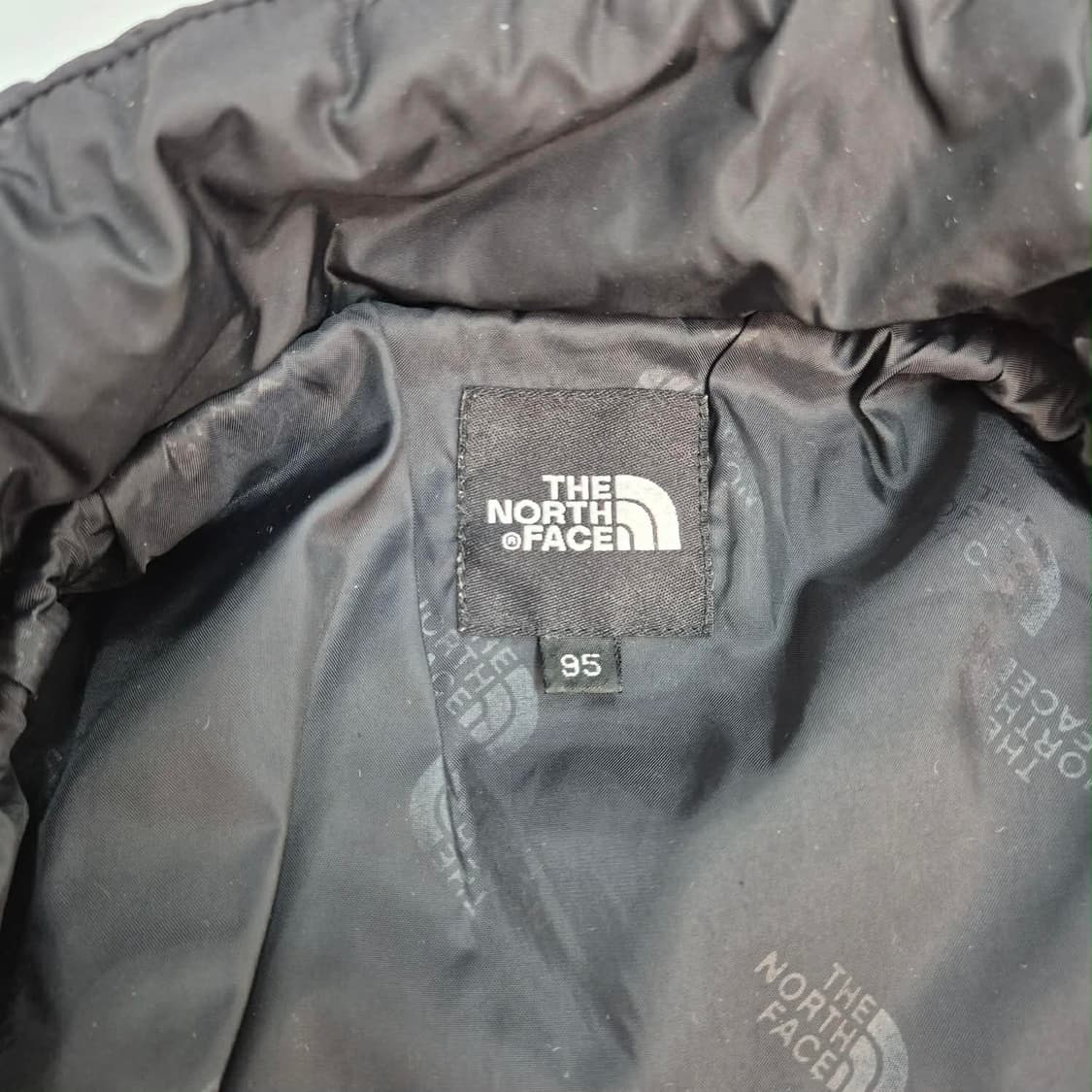 노스페이스 고프코어 블랙 경량 패딩 자켓(95) 상품이미지4