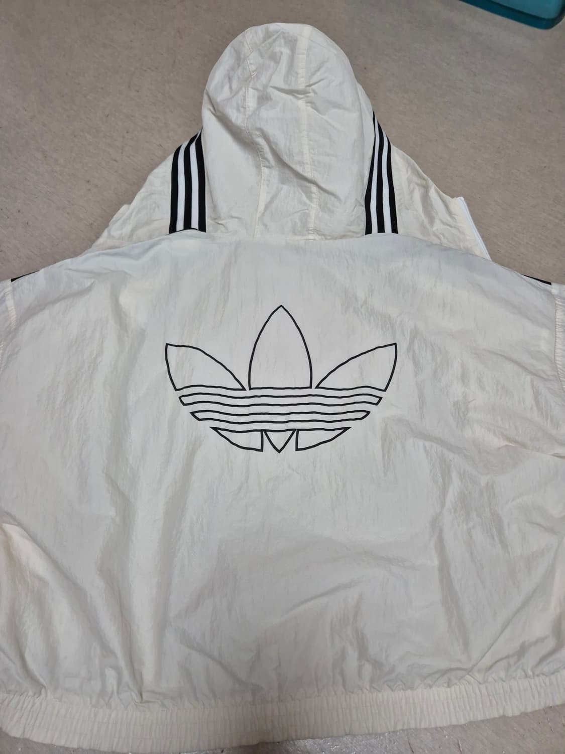 아디다스 윈드브레이커 상품이미지9