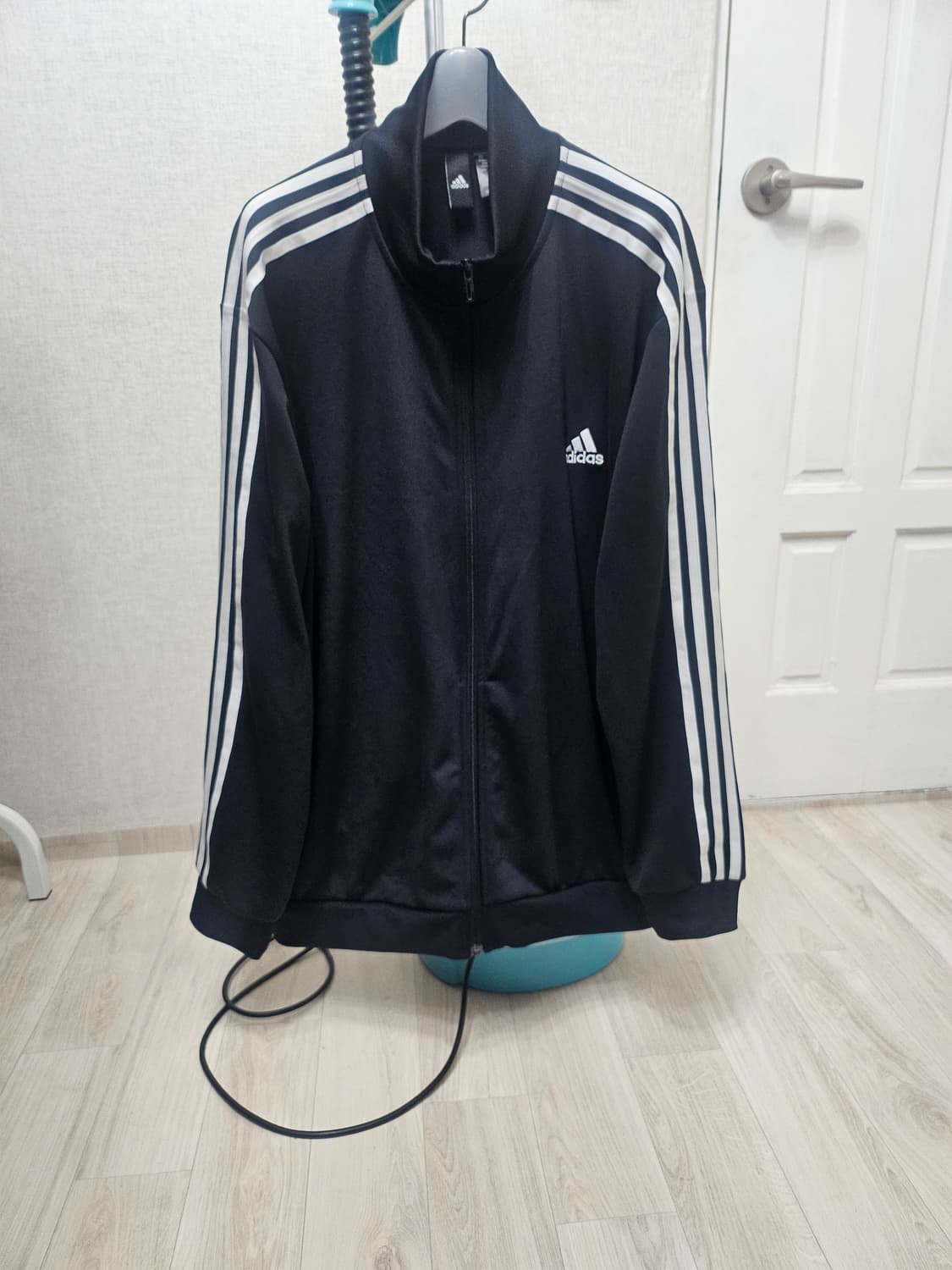 (115)3XL ☆초대장급☆ 아디다스 에센셜 3st [검흰] 트랙탑져지 상품이미지1