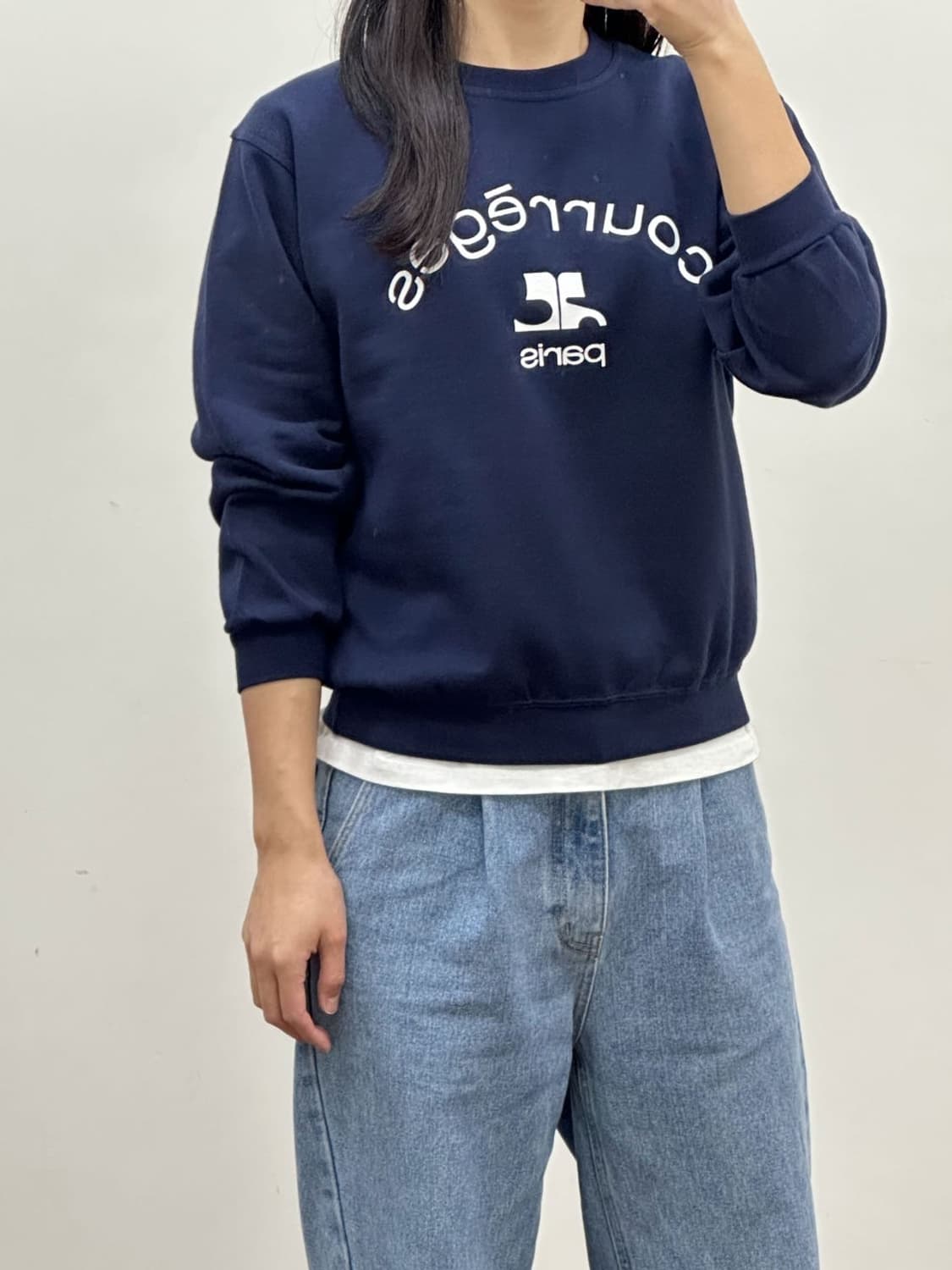 [새상품] courreges / 꾸레쥬 네이비 빅로고 맨투맨  상품이미지9