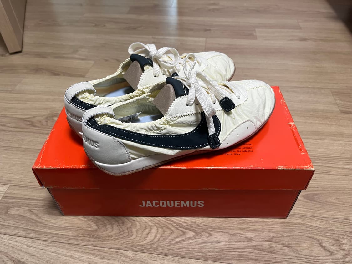 나이키 x 자크뮈스 문슈즈 페일 옐로우 43 (US W11 M9.5) 상품이미지2