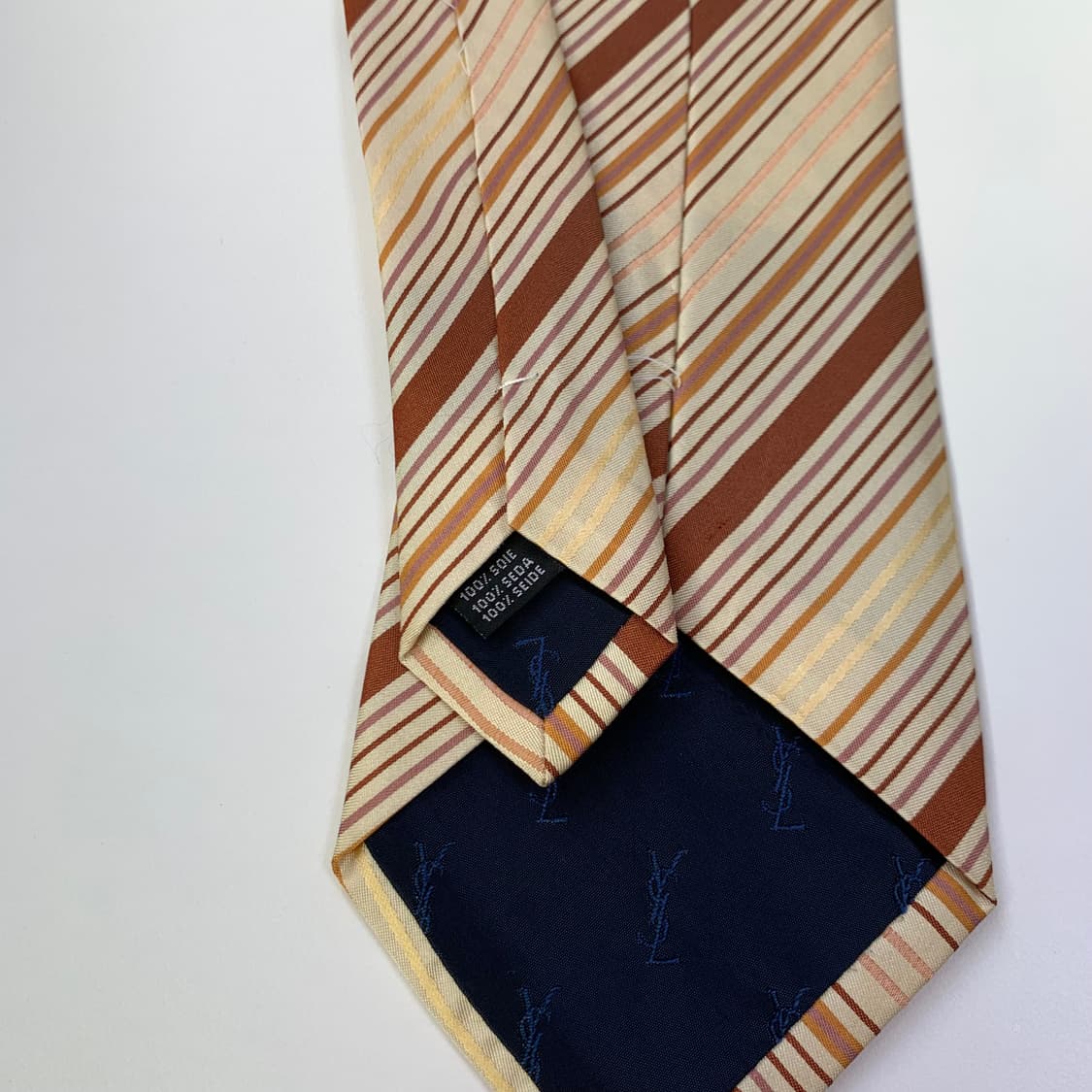 입생로랑(YSL) 스트라이프 넥타이 명품 100실크 A+등급 상품이미지7