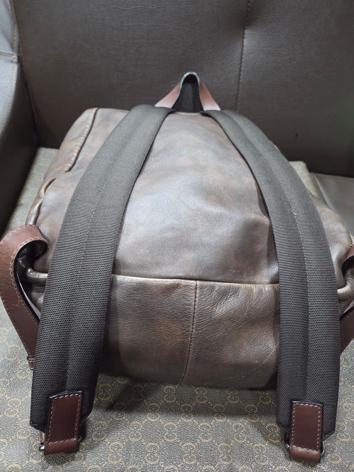 페라가모 가죽백팩 상품이미지4