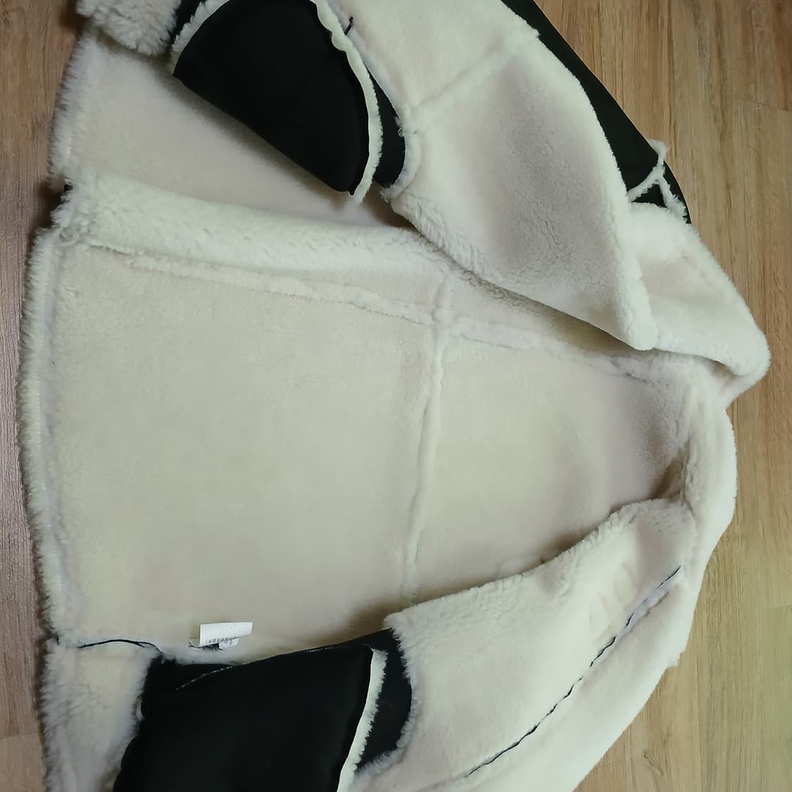 여성 블랙 스웨이드 양털 무스탕 점퍼 패딩 자켓 하프 상품이미지6