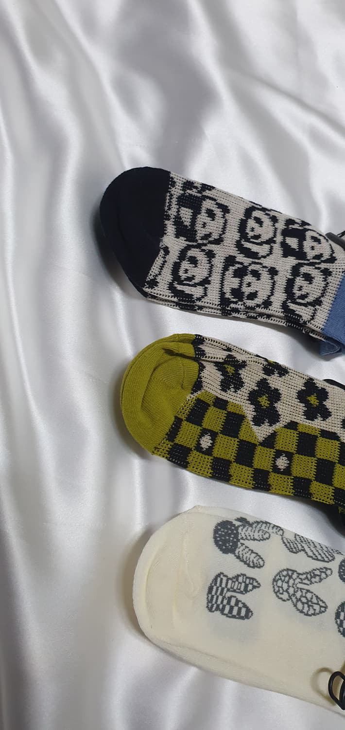 올리브 크림베이지 브라운 팬다 토끼 꽃 체크 비비안웨스트우드 양말  상품이미지4