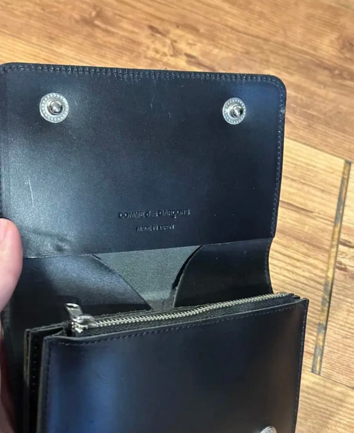 꼼데가르송 중지갑 상품이미지6