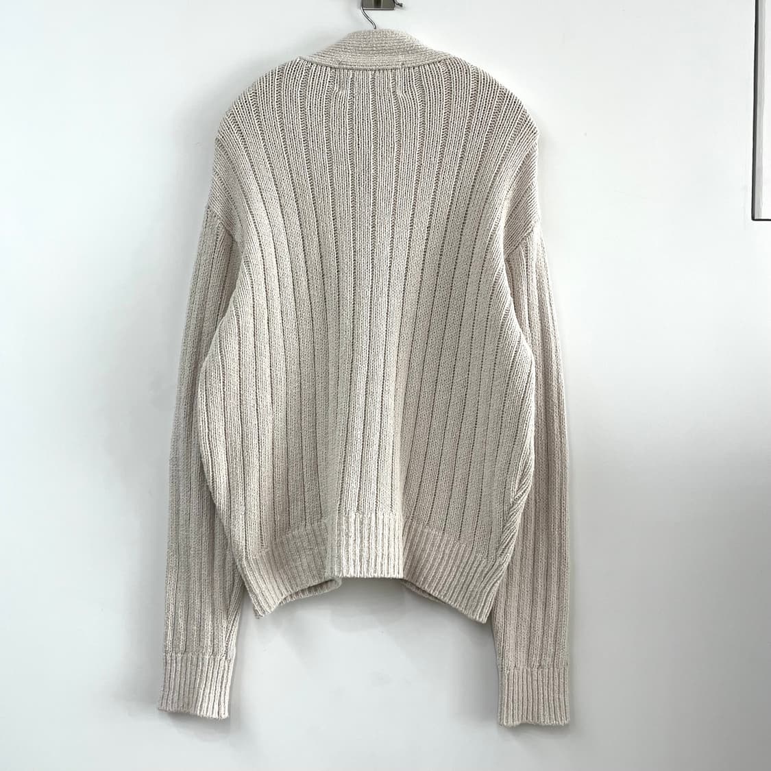 세터 SATUR 파로 오버 사이즈 부클 아이보리 가디건 상품이미지3