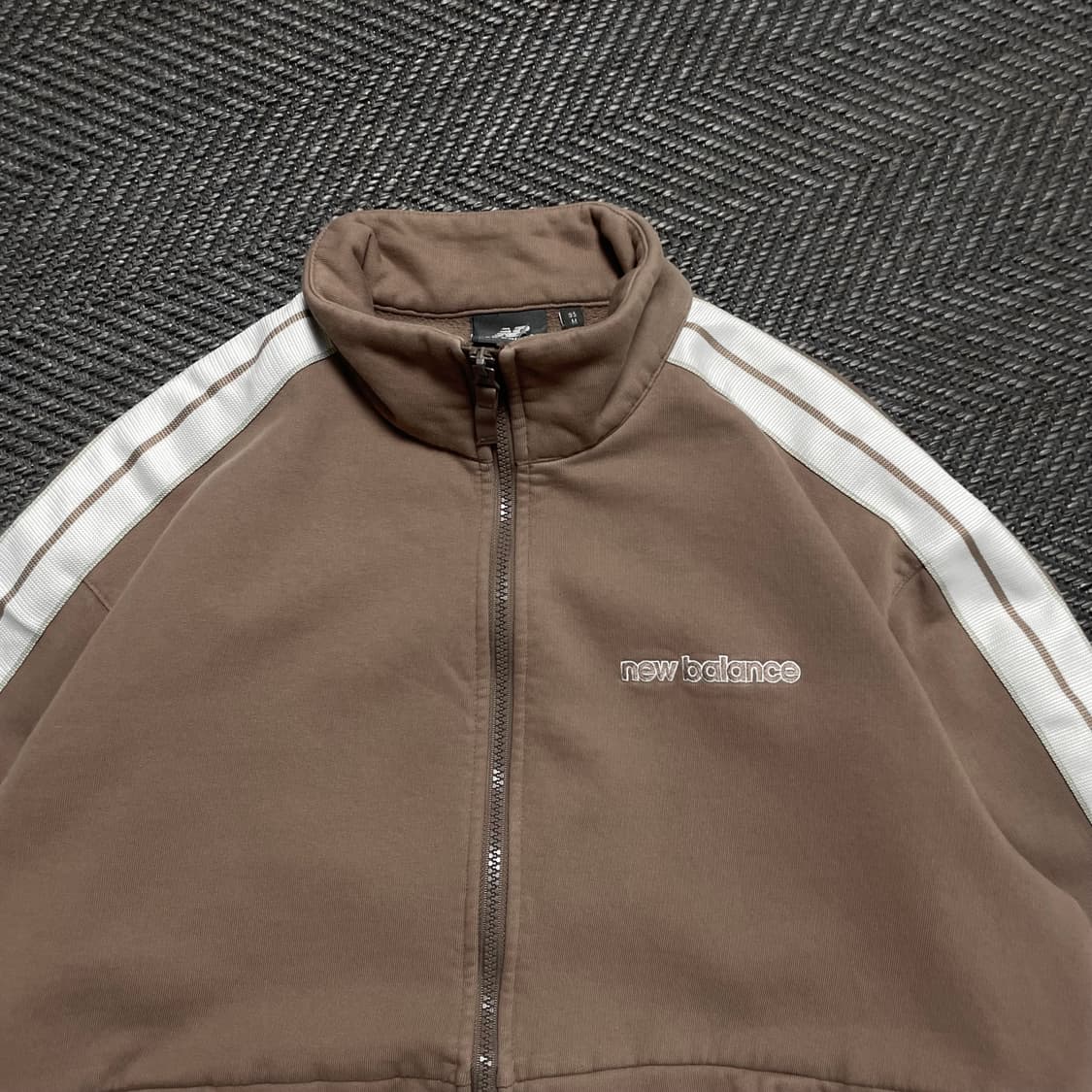 뉴발란스 사이드 라인 기모 트랙 자켓 브라운o 5311 상품이미지4