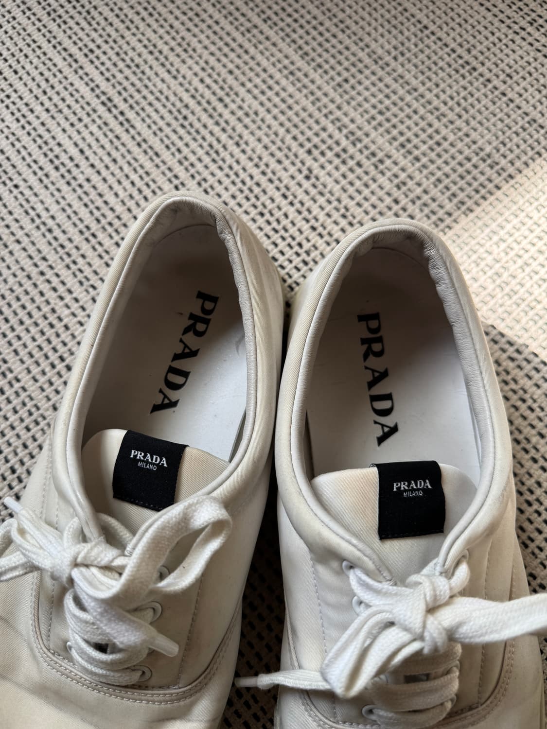 프라다 플랫 스니커즈 상품이미지3