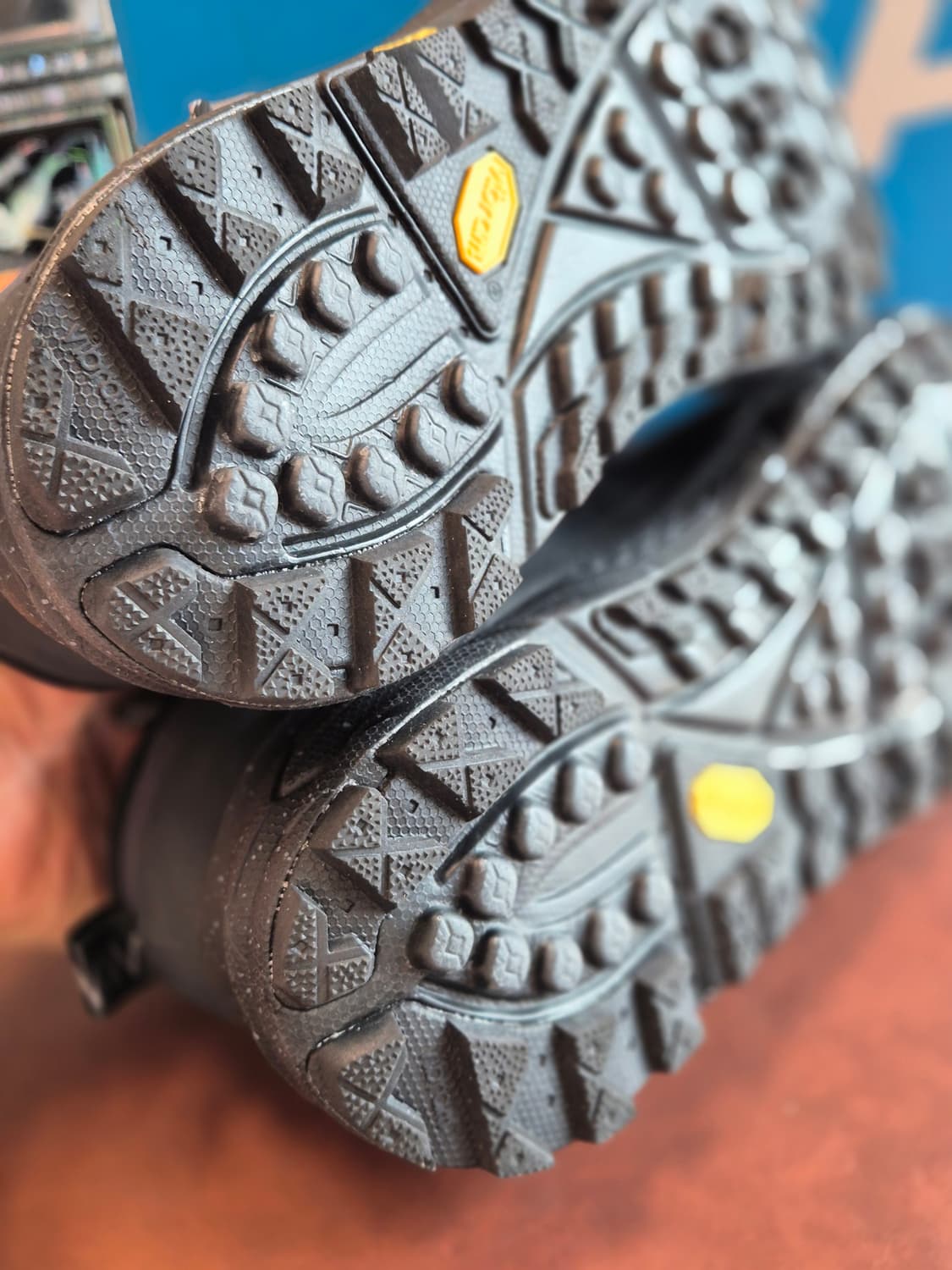 새상품  260 호카토르 서밋 블랙  상품이미지5