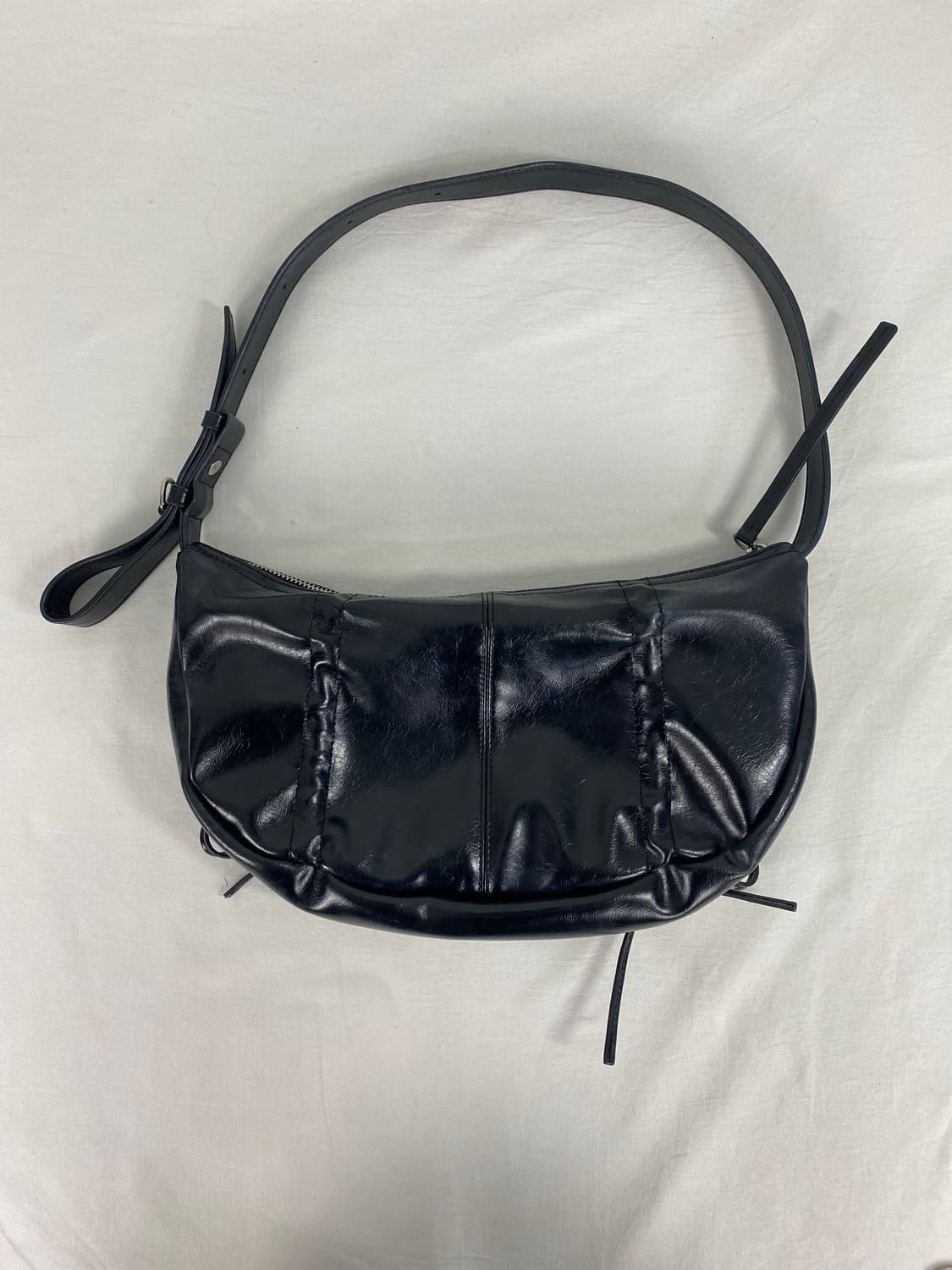 마뗑킴 하프 셔링 리본 라운드 숄더백 <60> 상품이미지2