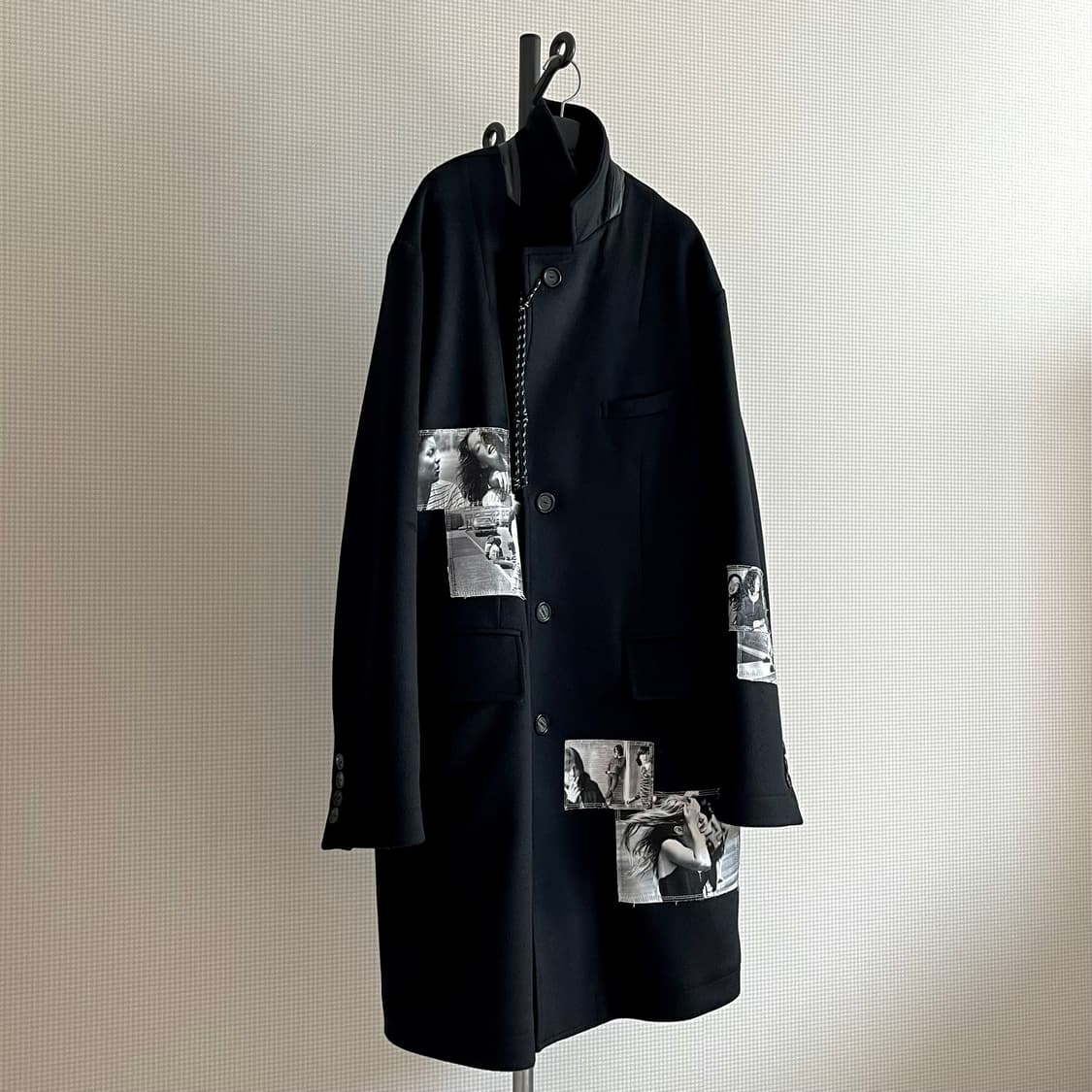 솔로이스트 24aw 패치워크 울 코트 상품이미지1