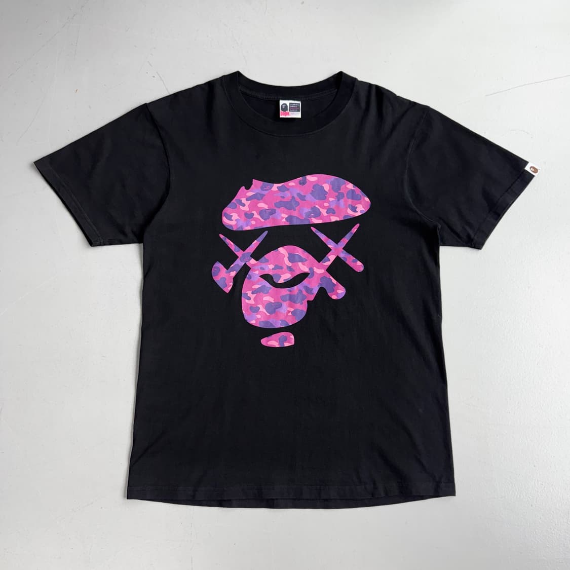 베이프 X 카우스 퍼플 카모 반팔 티셔츠 상품이미지2