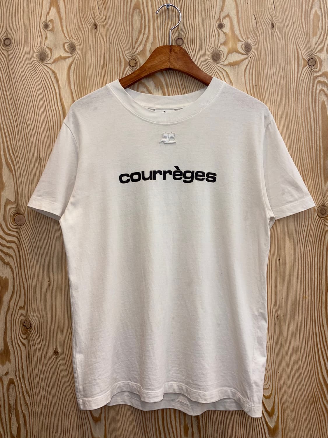 꾸레쥬 로고 프린팅 반팔 상품이미지1