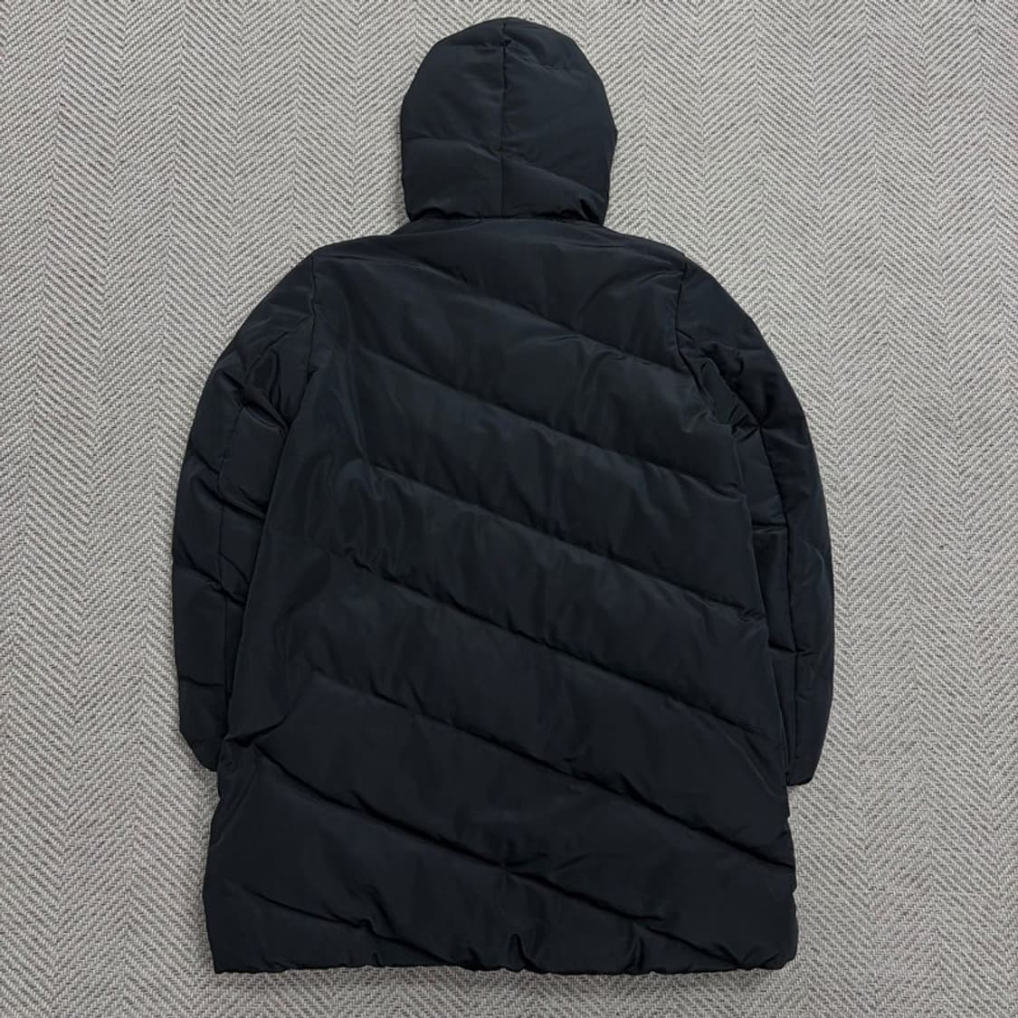 엠포리오 아르마니 패딩v1528 상품이미지2