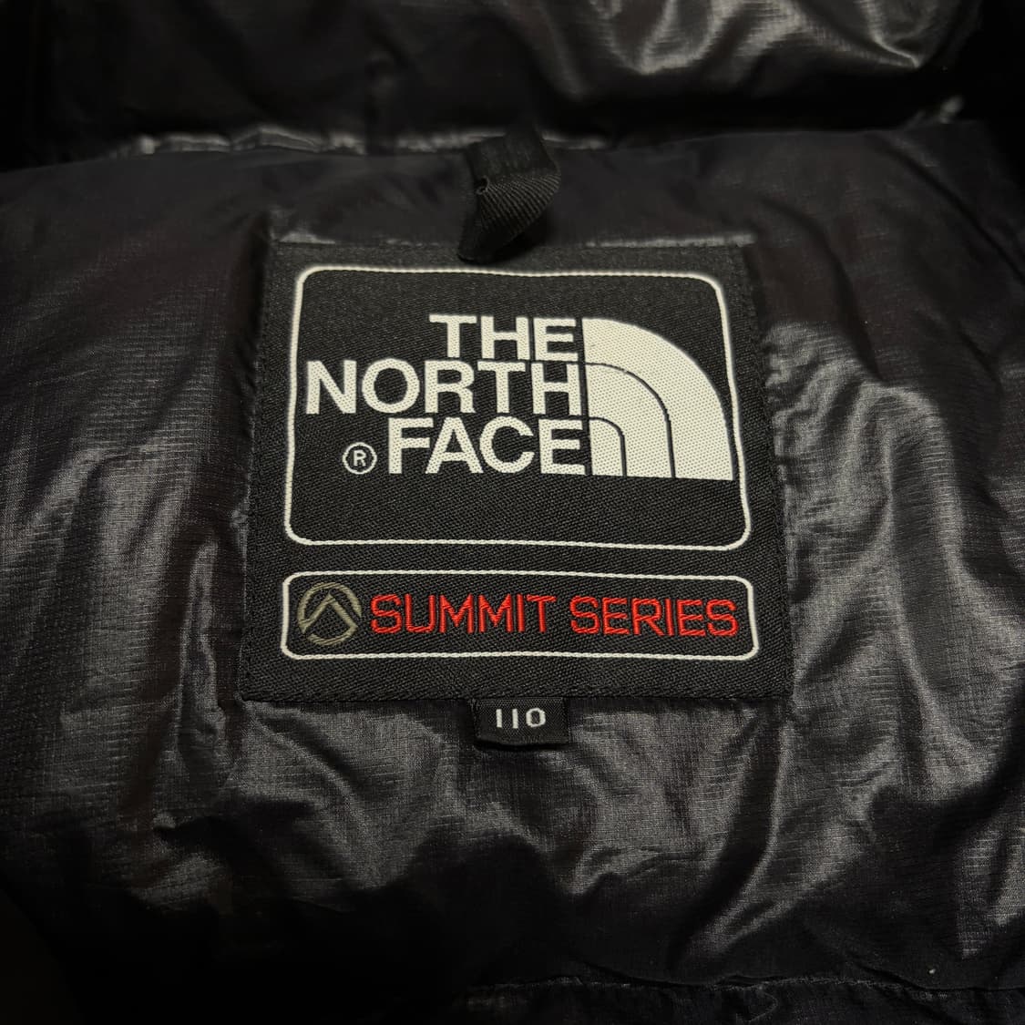 황금사이즈)노스페이스 써밋 아콘카구아 블랙 패딩 상품이미지4